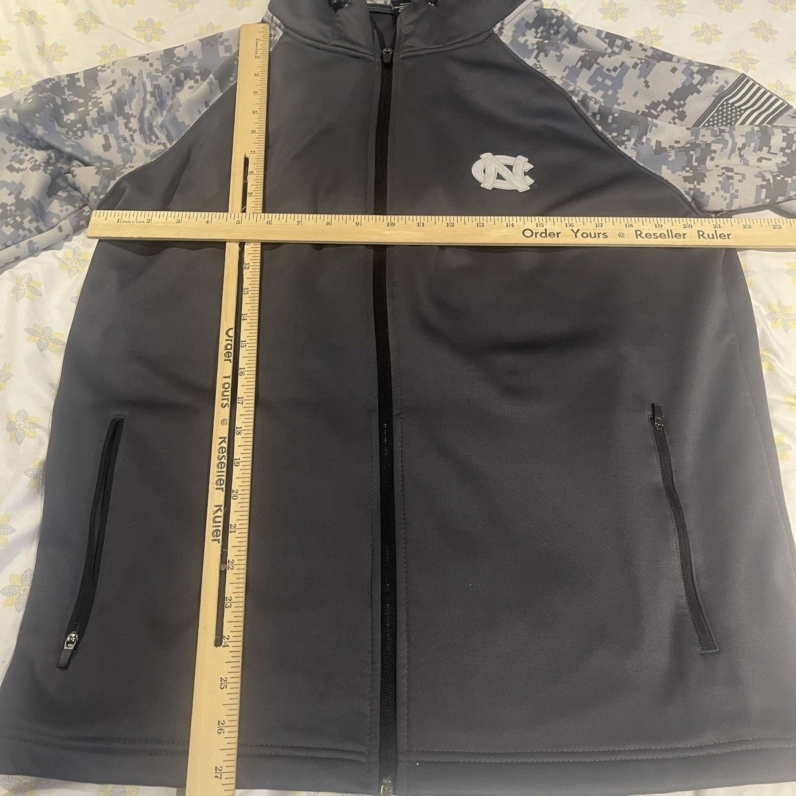 Colosseum Athletics Colosseum Men's L full zip hooded Camo jacket North Size US L / EU 52-54 / 3 - 3 Thumbnail