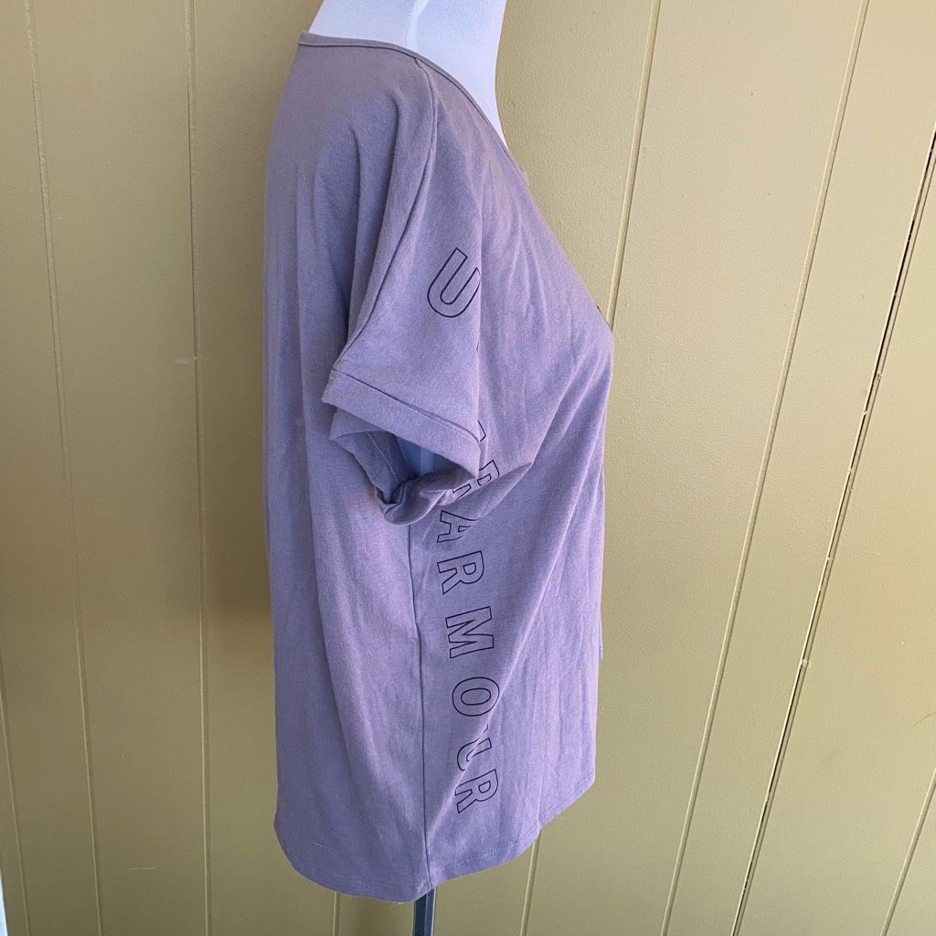 Under Armour Under Armour women M loose fit heat gear brand new shirt sle Size M / US 6-8 / IT 42-44 - 3 Thumbnail