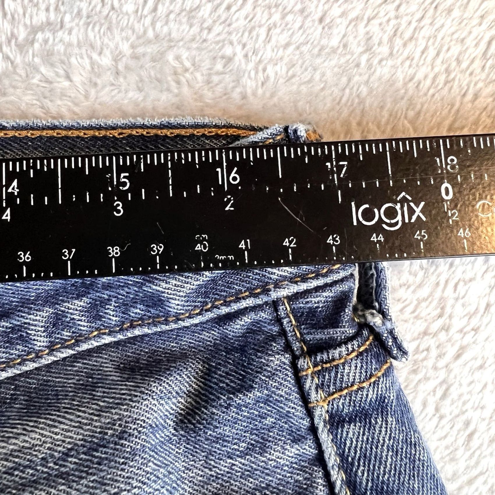 Levi's Levi's 501 Jeans Mens 36x32 Blue Regular Straight Button Fly Denim Size US 36 / EU 52 - 4 Thumbnail