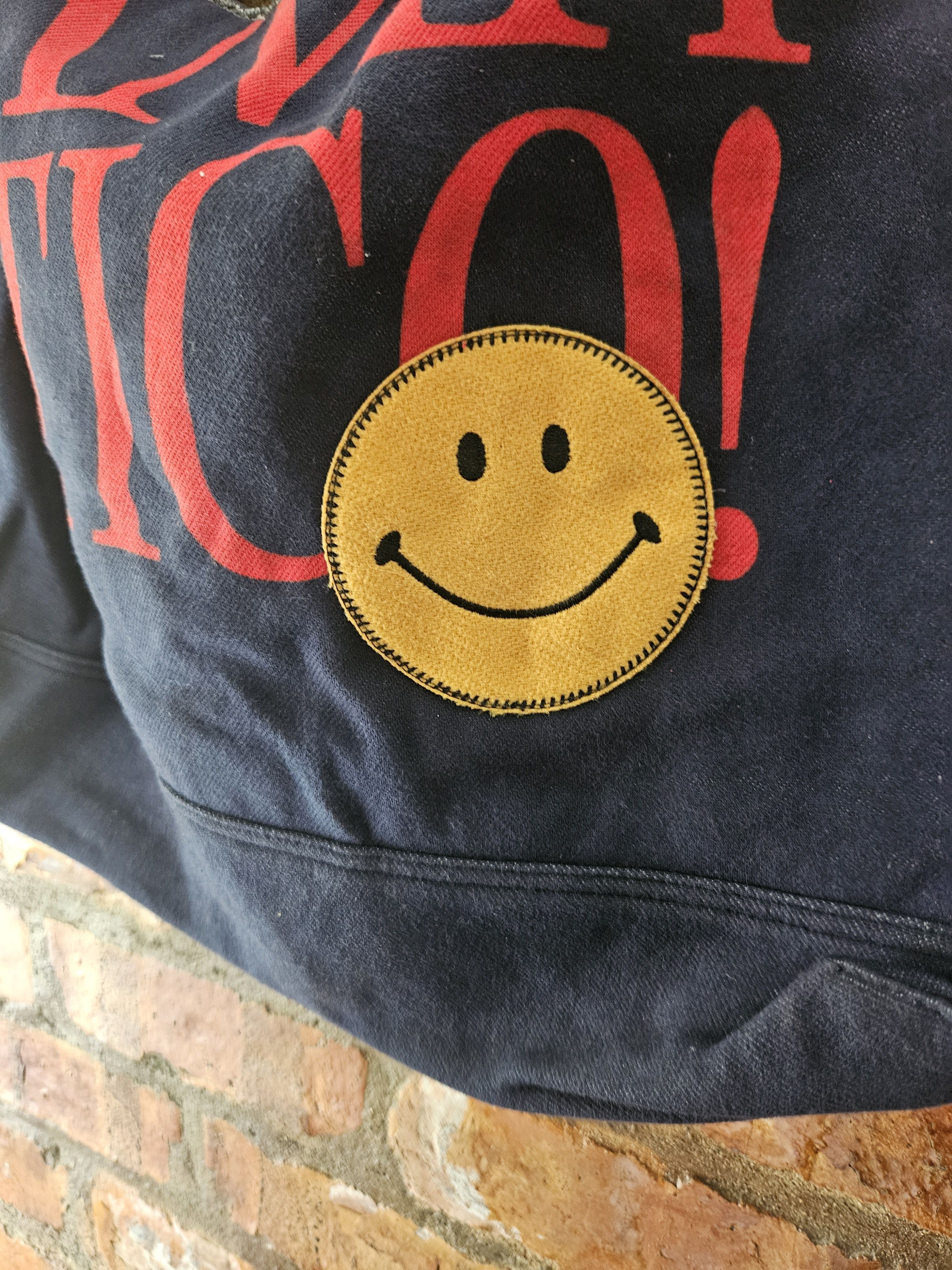 Japanese Brand × Le Grande Bleu (L.G.B.) Japanese Brand Fantastic Smile emoji patch Size ONE SIZE - 4 Thumbnail