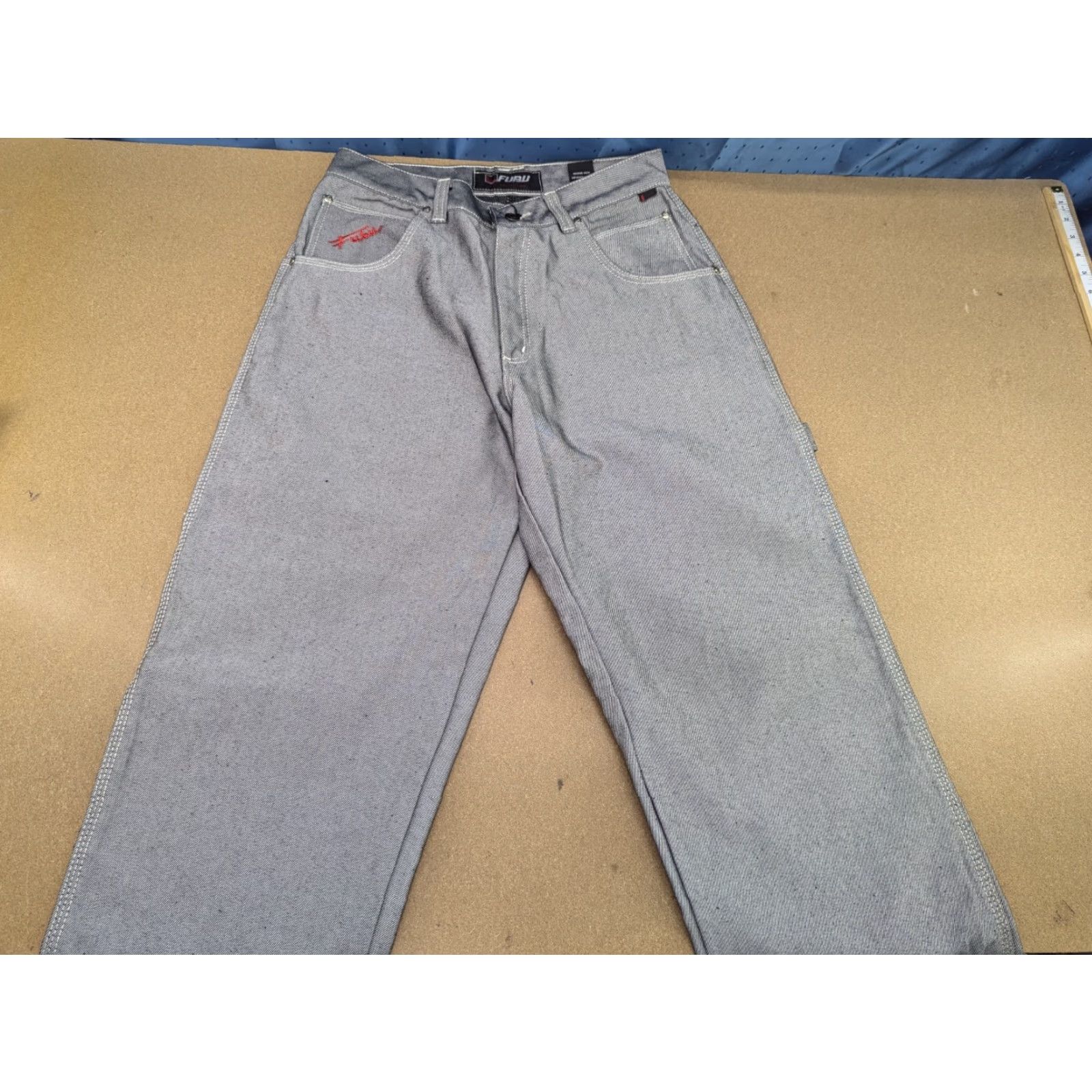 Fubu FUBU Jeans 90s Silver Gray Baggy Hip-Hop 30 Mens Regular Denim Cotton 31.5 Inseam 90s Theme Vintage Baggies Straight Baggy Style Size US 30 / EU 46 - 2 Thumbnail