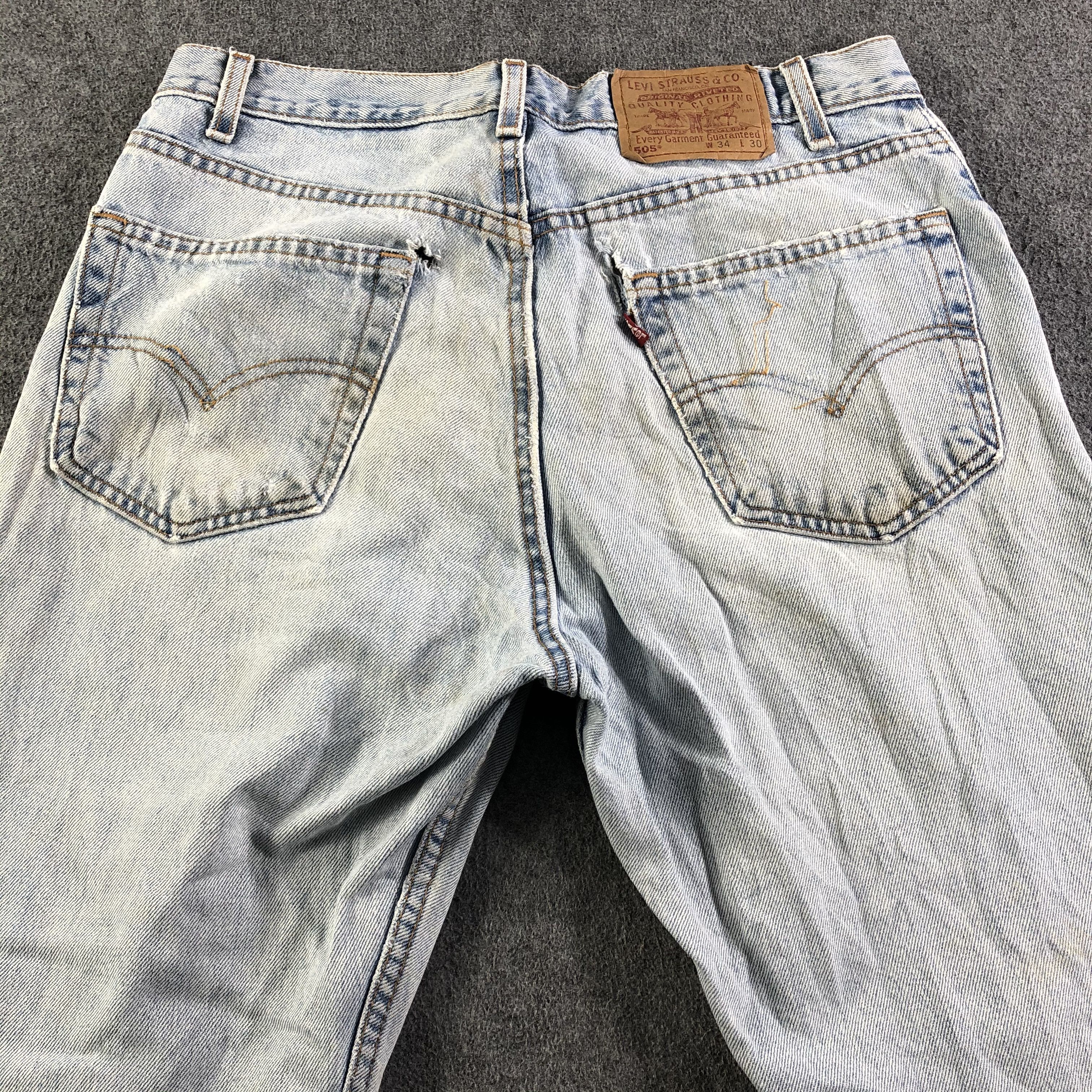 Levi's 90s Vintage Light Wash Levis 505 Jeans-J3239 Size US 33 - 4 Thumbnail