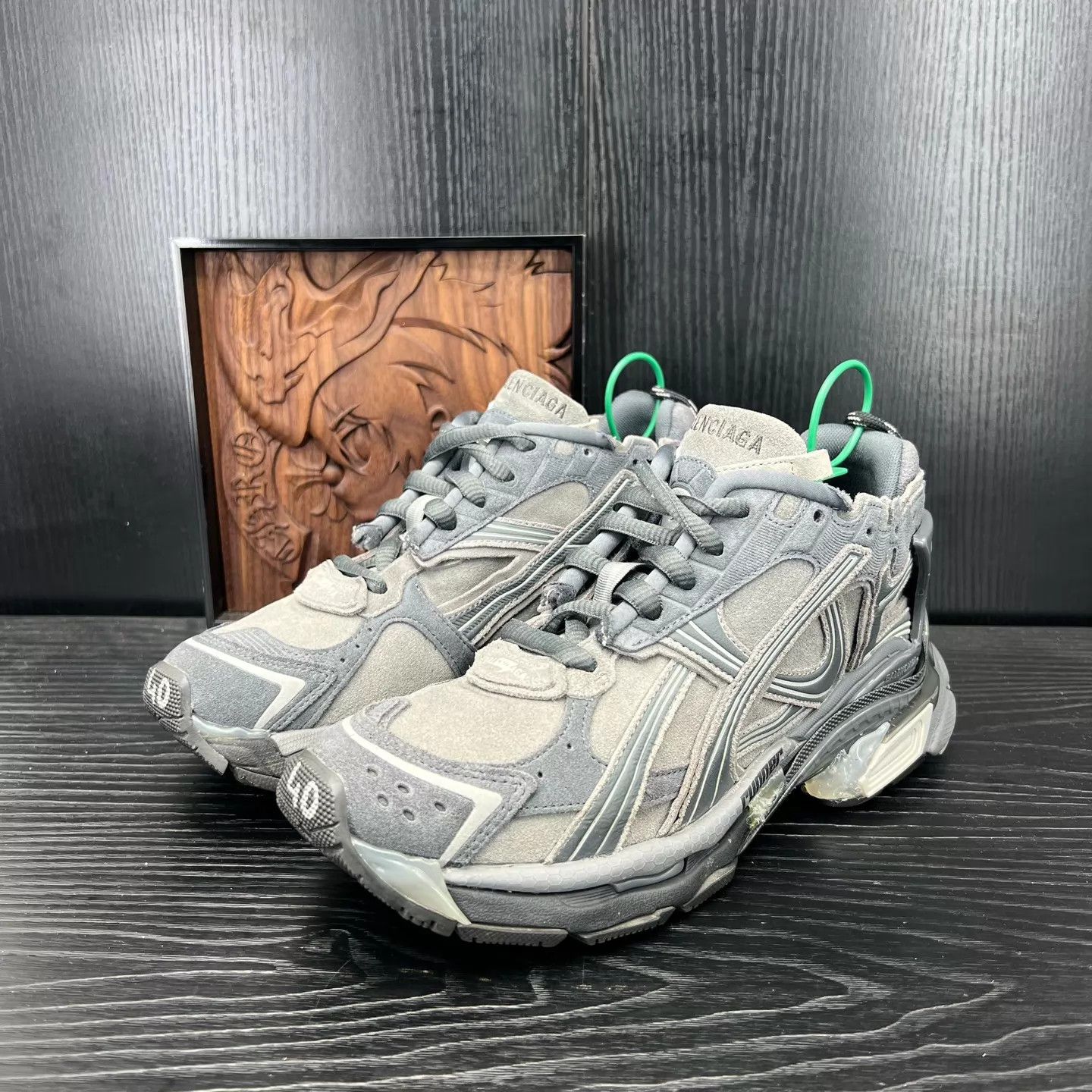 Balenciaga Balenciaga Runner Gray 40 (2 wears, like new) Size US 7 / EU 40 - 1 Thumbnail