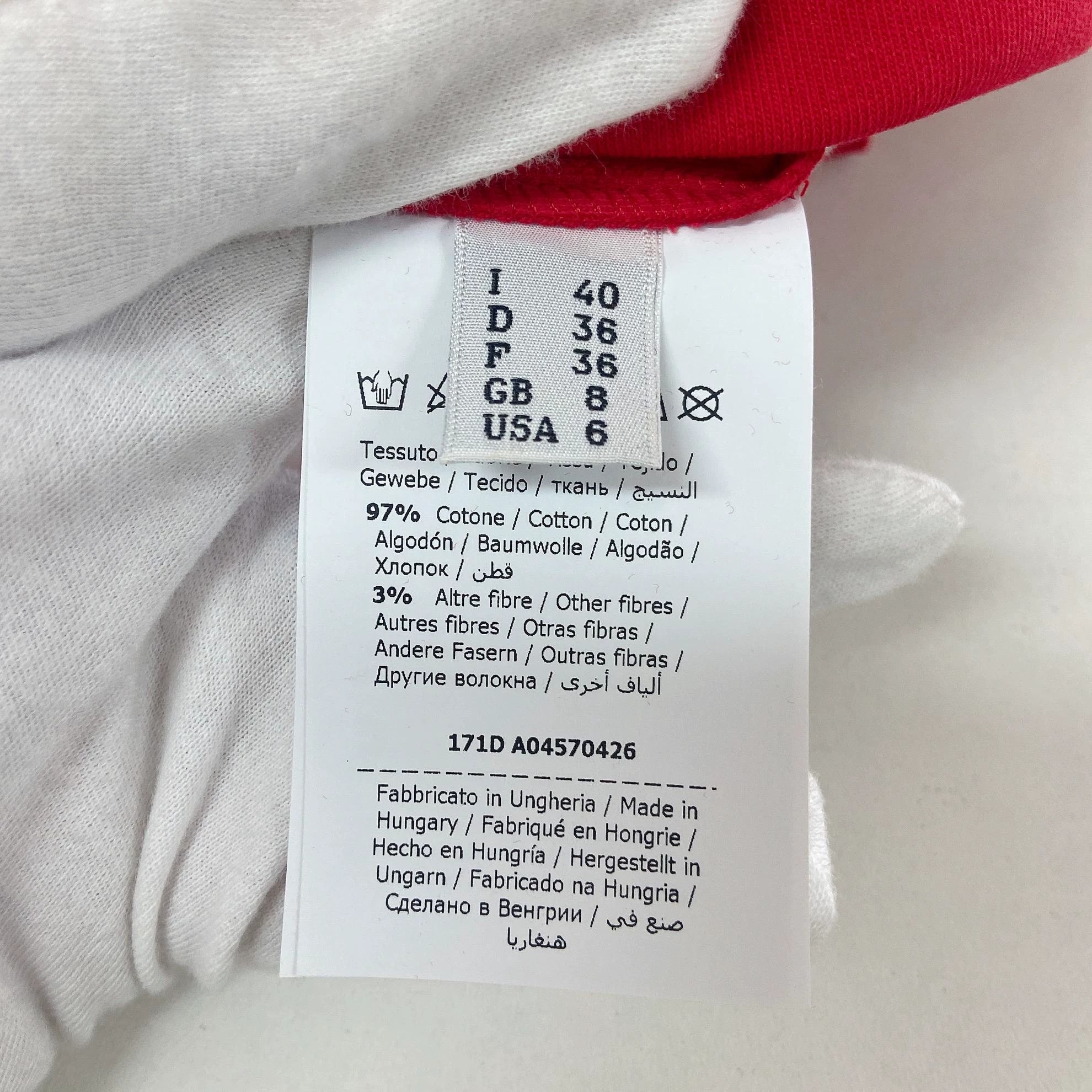 Moschino Moschino red printed tee F36 new with tags 2341 Size XS / US 0-2 / IT 36-38 - 7 Thumbnail