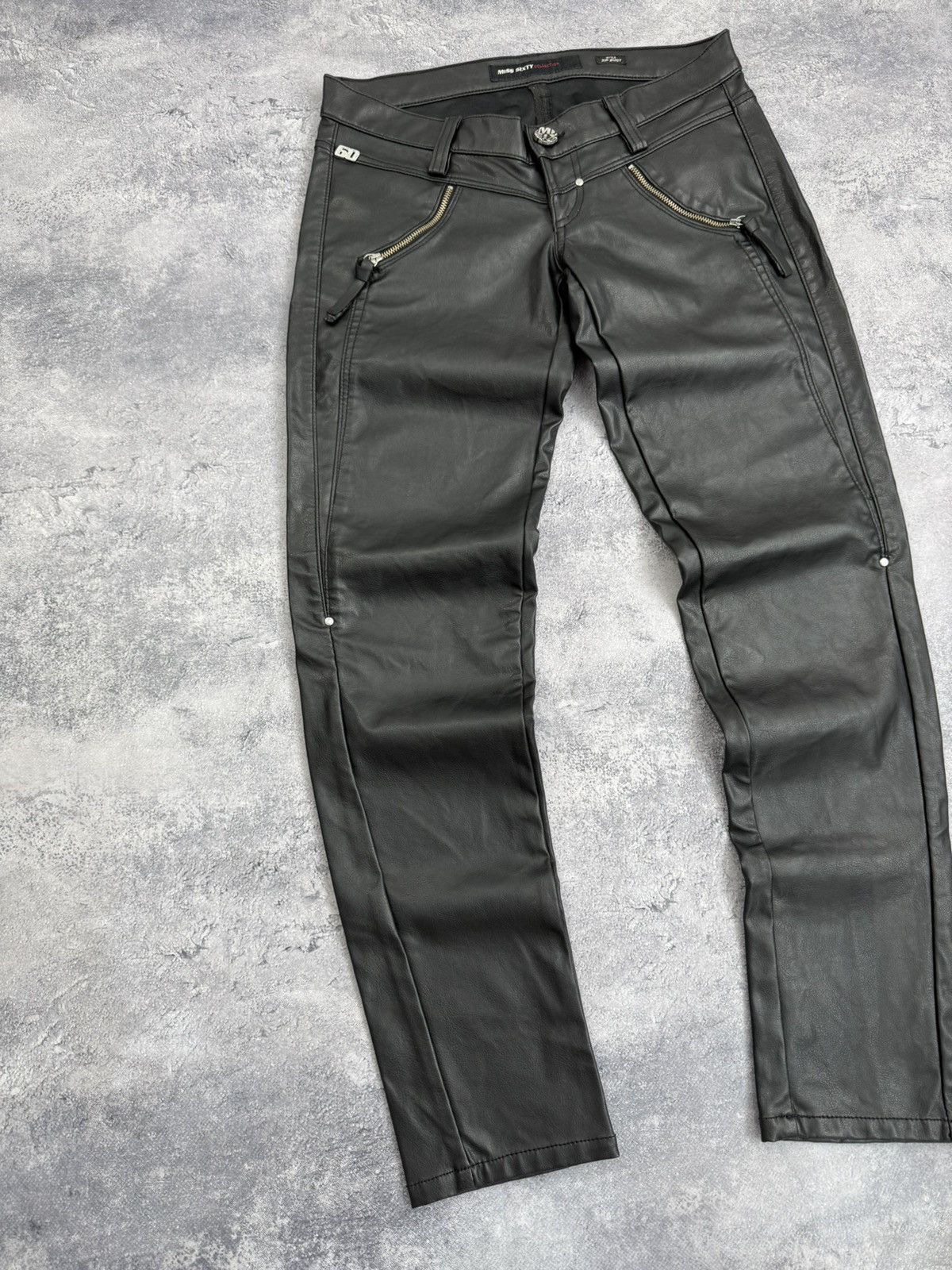 Miss Sixty Miss Sixty Faux Leather Pants Black Zip Shot Vintage Y2K Size 27" / US 4 / IT 40 - 7 Thumbnail