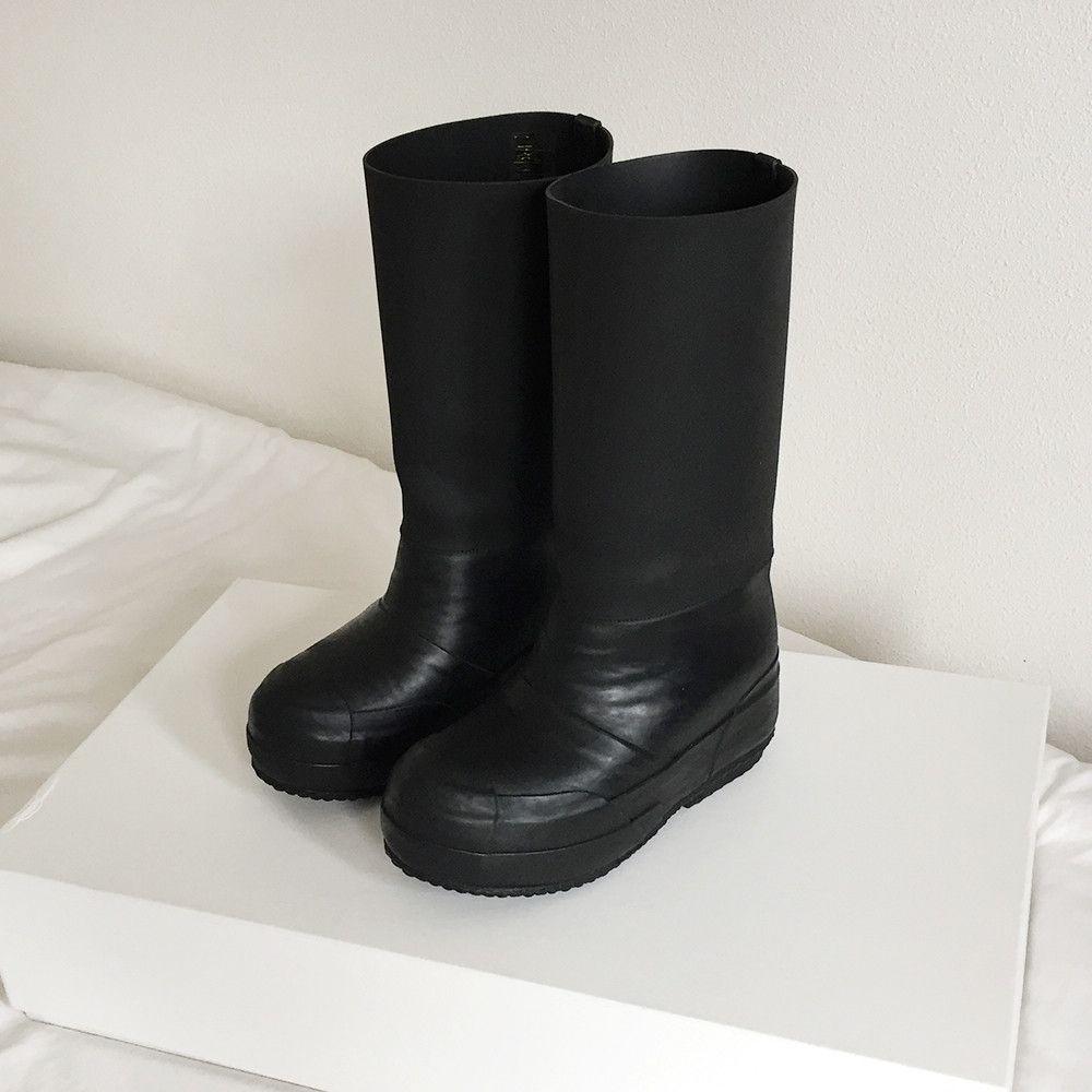 Celine PF18 PLANET RUBBER BOOTS | Grailed