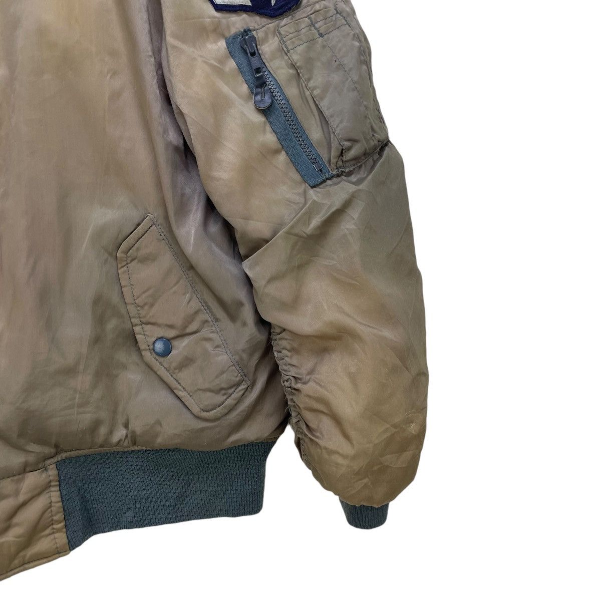 Vintage Vintage Bomber Ma 1 Europe SunFaded Jacket Size US L / EU 52-54 / 3 - 5 Thumbnail