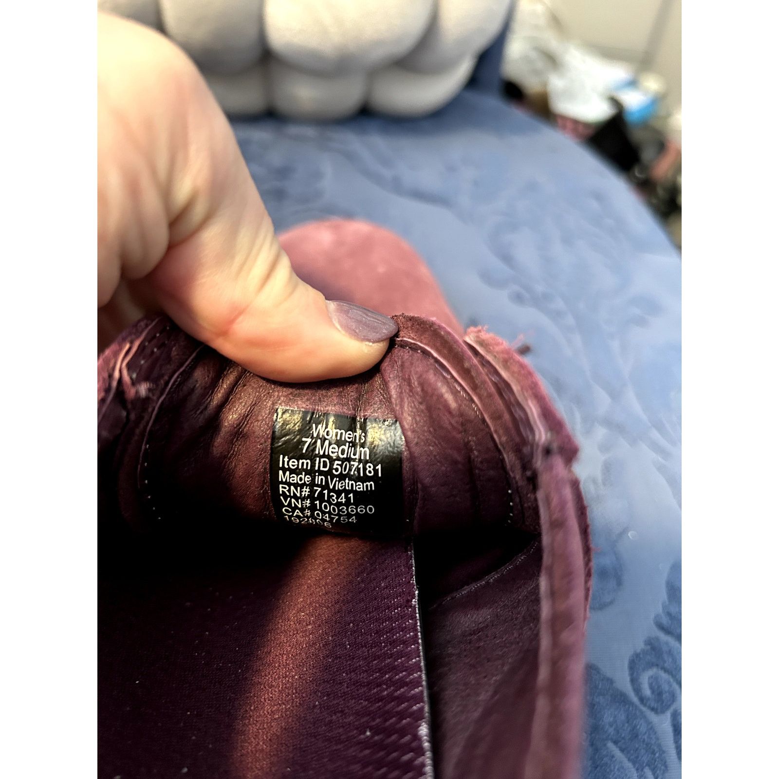 L.L. Bean LL Bean Purple Plum Suede Sneakers Size 7 NWOT Size US 7 / IT 37 - 5 Thumbnail