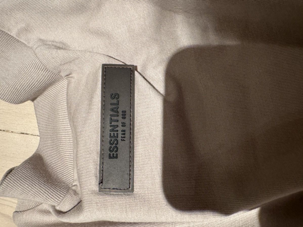 Essentials × Fear of God Fear of god essentials t shirt smoke Size US L / EU 52-54 / 3 - 7 Thumbnail