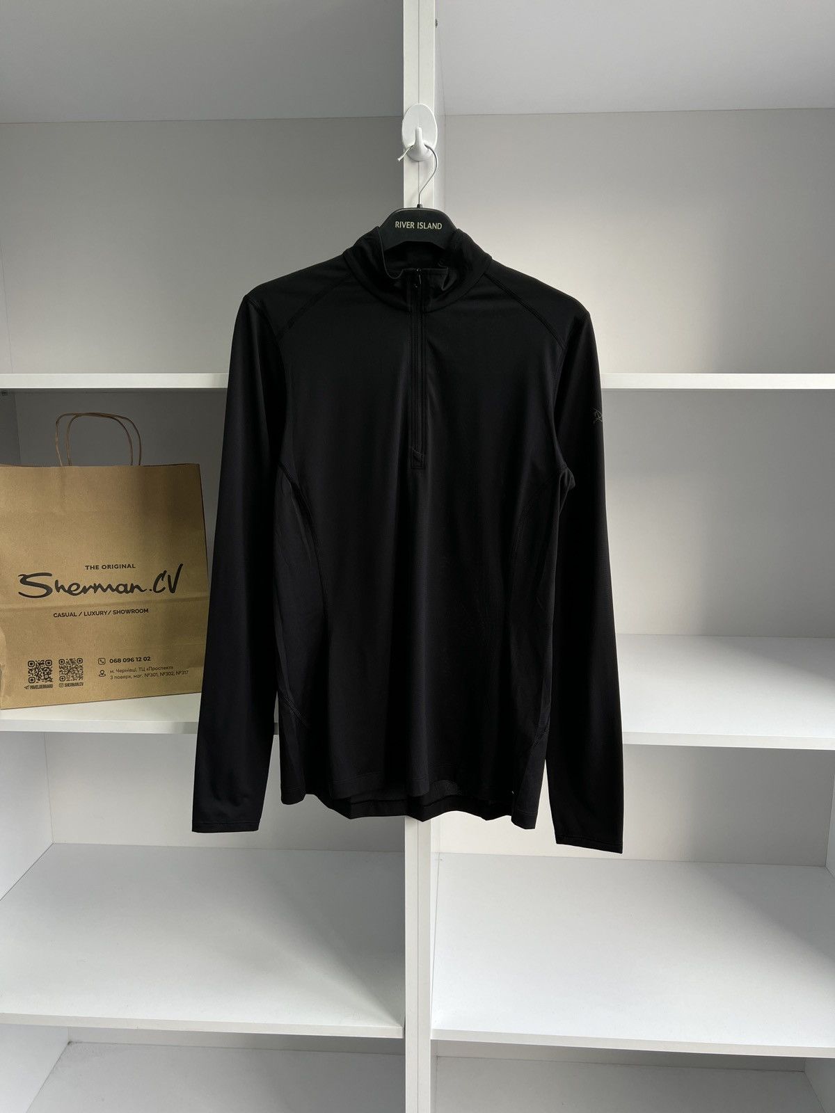 Arc'teryx × Vintage Vintage Arc’teryx Termo Black Long sleeve t-shirt Size US L / EU 52-54 / 3 - 1 Thumbnail