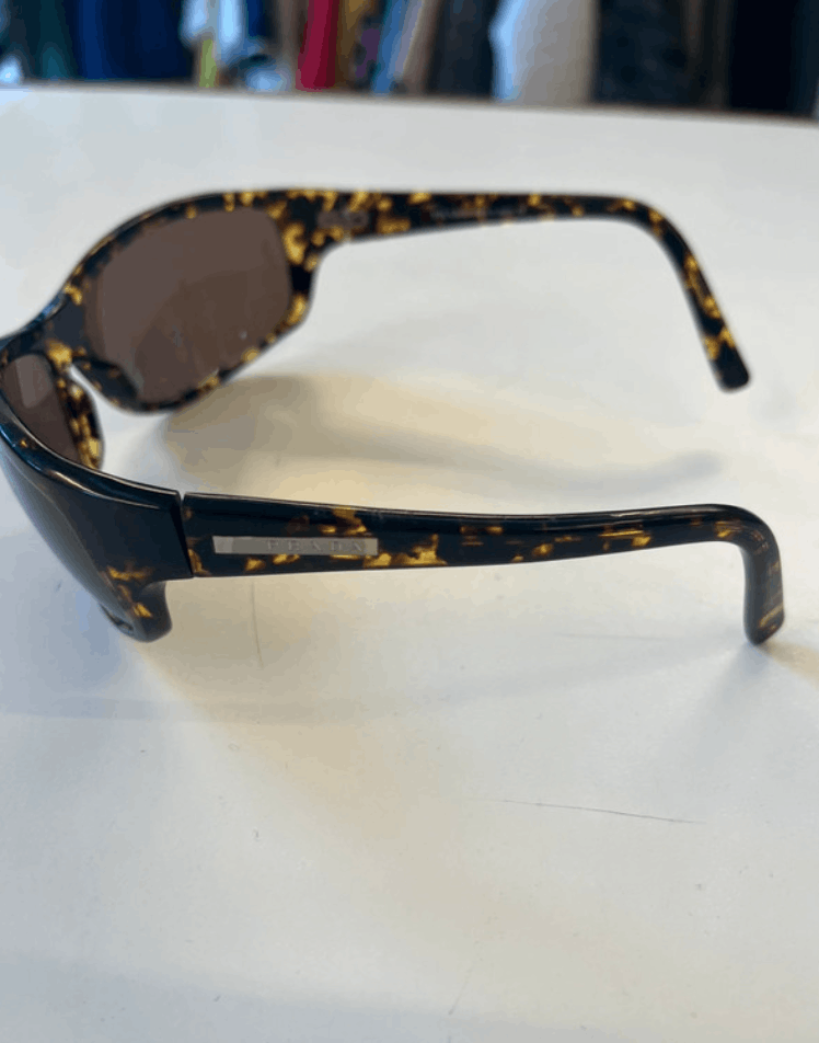Designer × Prada Prada Sunglasses Oversized Rimless Y2K SPR 22M