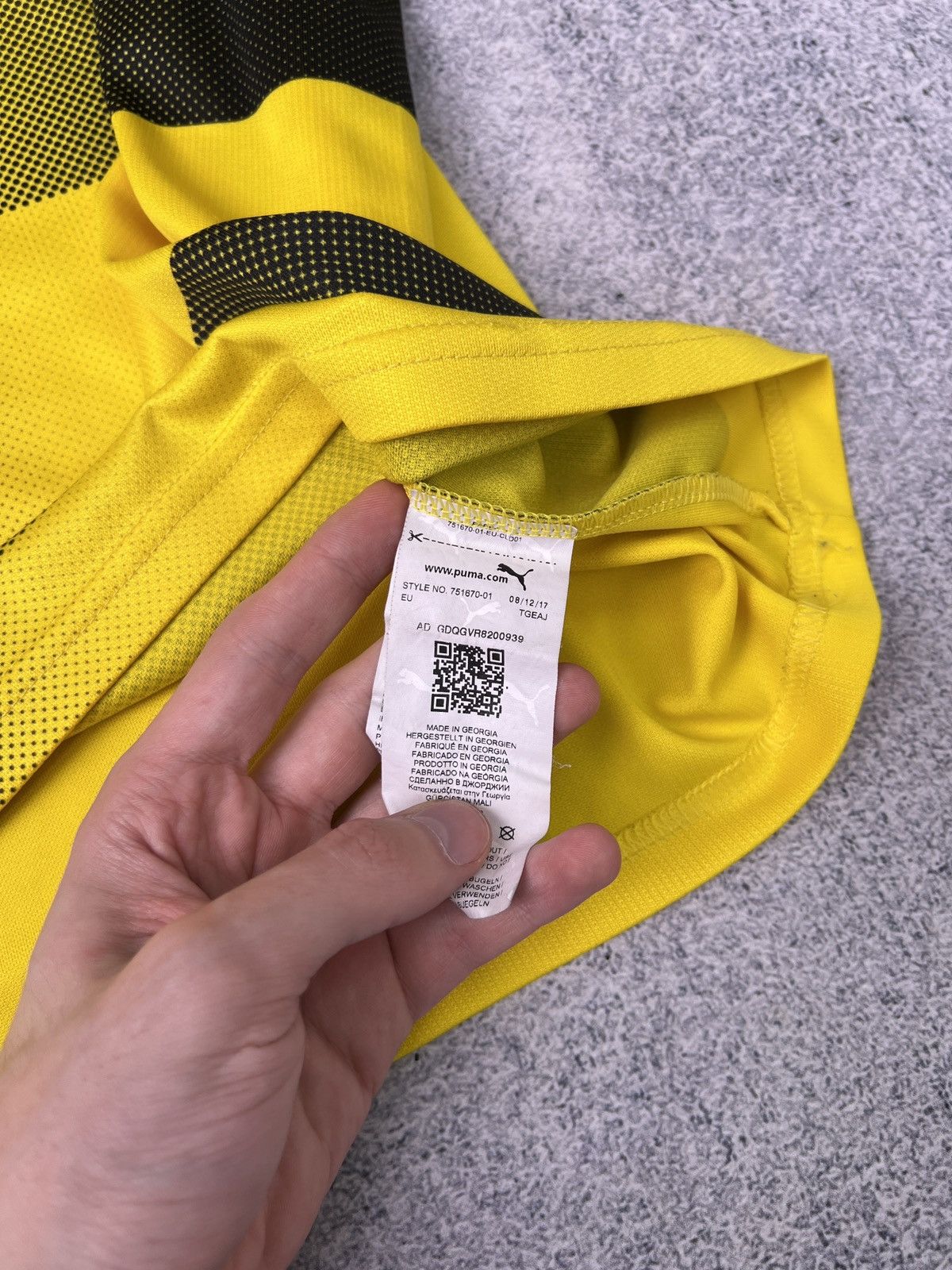 Puma × Vintage Borussia Dortmund Home Kit 17/18 Size US L / EU 52-54 / 3 - 10 Thumbnail