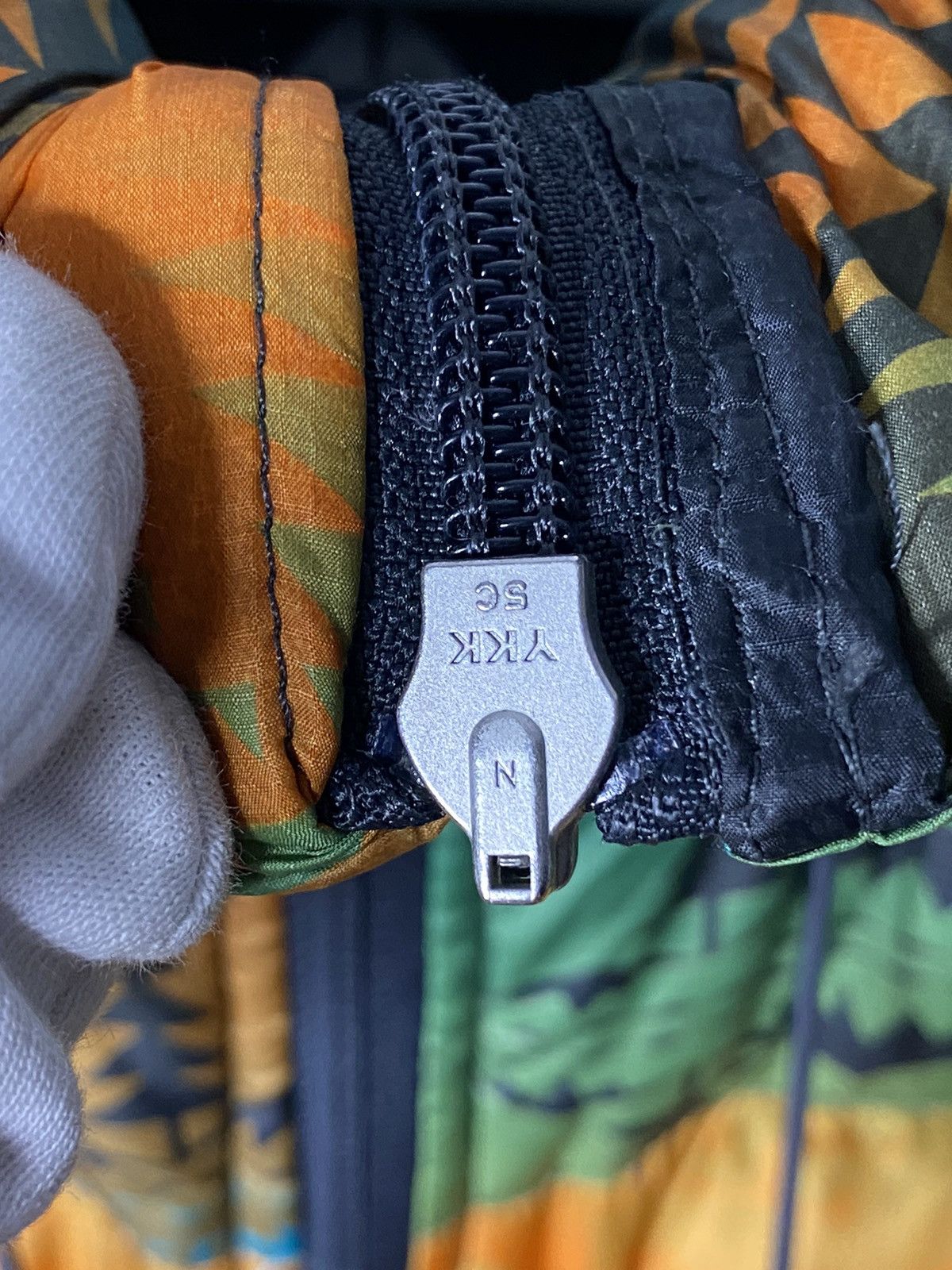 Nike ACG × Pendleton Nike ACG x Pendleton Vintage Y2K Puffer Jacket Aztec Pattern Size US L / EU 52-54 / 3 - 8 Thumbnail