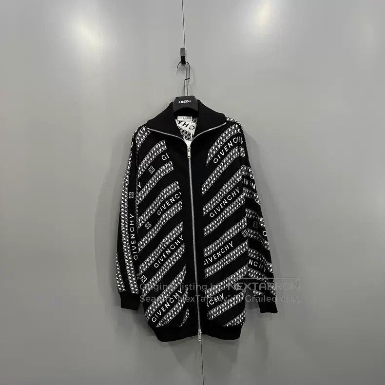 Givenchy Givenchy Diagonal Stripe Logo Printed Knit Jacket Size US S / EU 44-46 / 1 - 1 Thumbnail