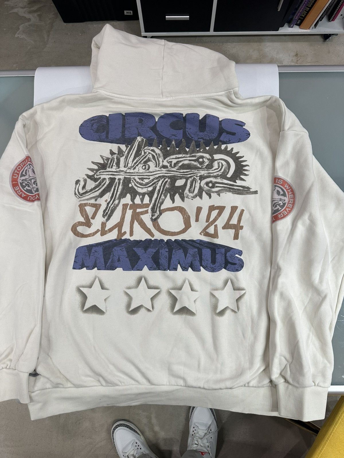 Travis Scott Travis Scott Circus Maximus Europe Tour 2024 Hoodie (2XL) Size US XXL / EU 58 / 5 - 3 Thumbnail