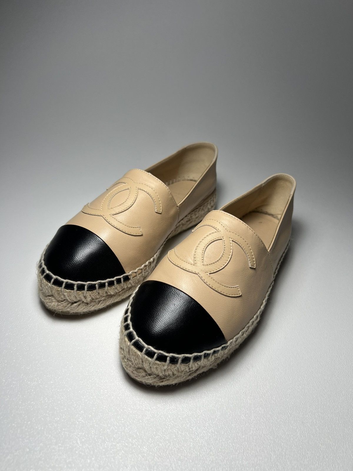 Chanel Chanel Espadrilles Beige Womens Size US 5 / IT 35 - 1 Thumbnail