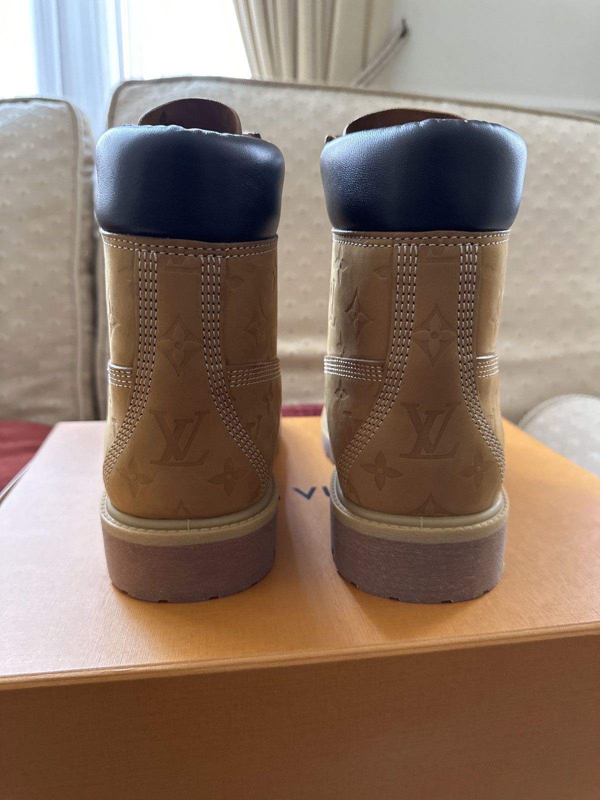 Louis Vuitton × Timberland Louis Vuitton x Timberland Boots Size US 11 / EU 44 - 4 Thumbnail