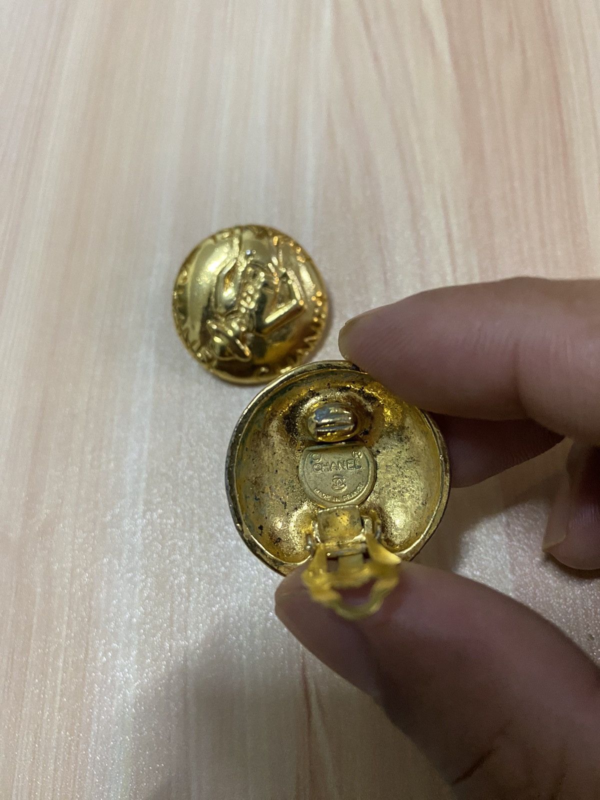 Chanel Vintage Chanel 24K Gold Plated Round Mademoiselle Earrings Size ONE SIZE - 6 Thumbnail