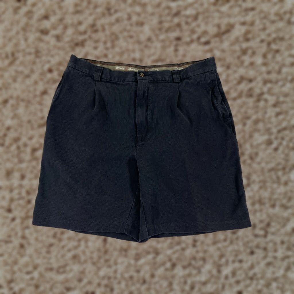 Tommy Bahama Tommy Bahama Shorts Men 38 Black Pleated Bermuda 100% Silk Golf Golfer Vacation Size US 38 / EU 54 - 1 Thumbnail