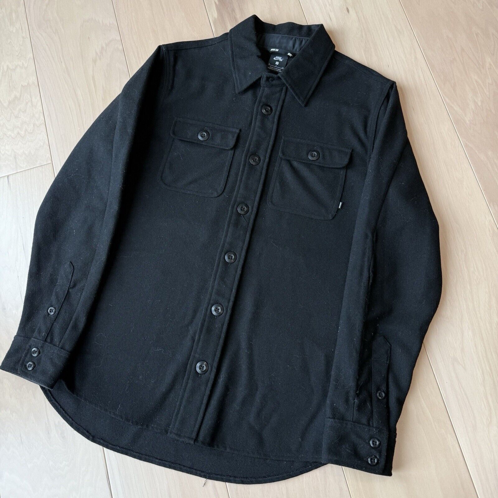 Nike Nike SB Wool Over Shirt Small Black Button Up Collared Size US S / EU 44-46 / 1 - 10 Thumbnail