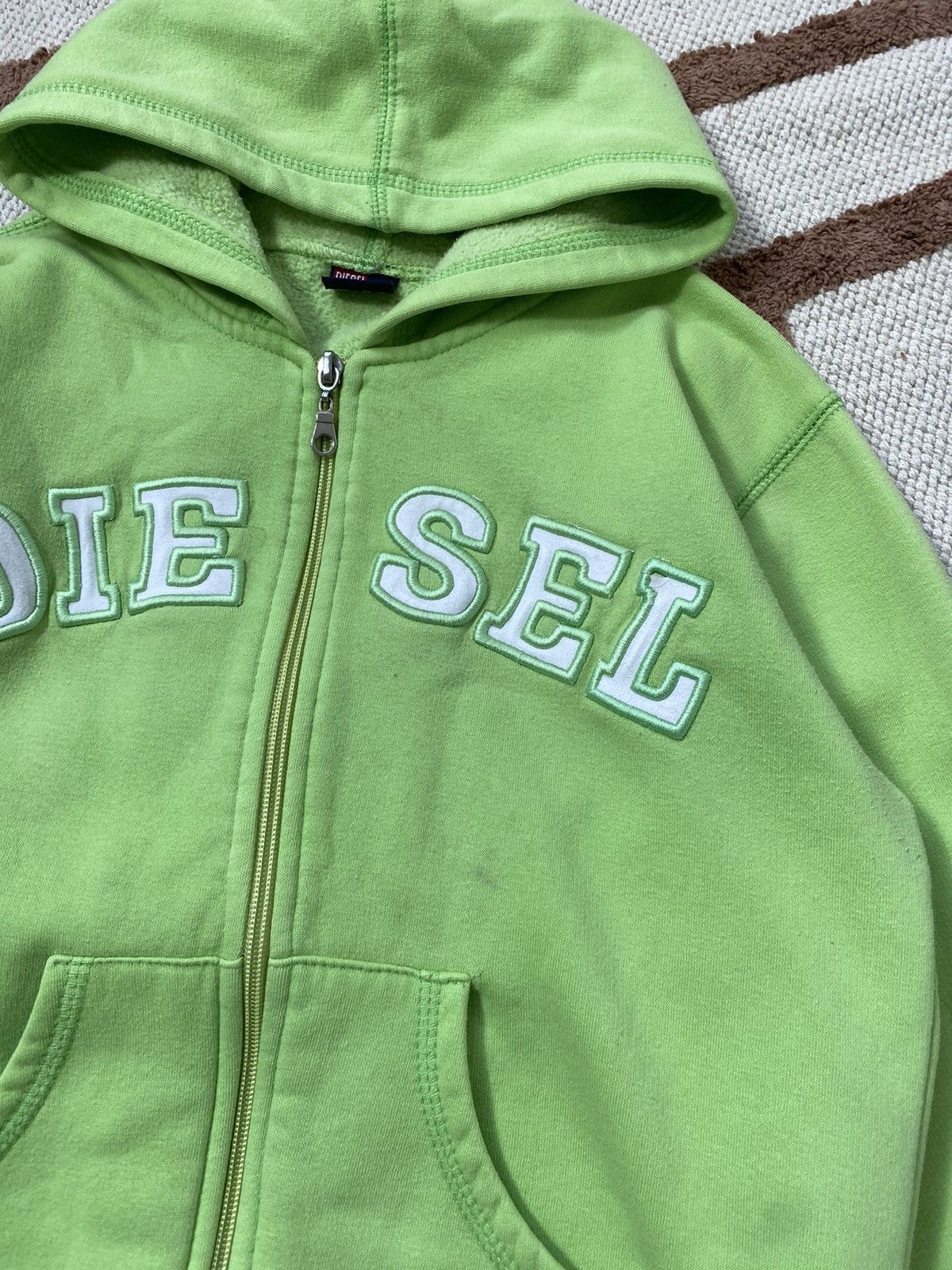 Diesel VINTAGE DIESEL GREEN ZIP HOODIE Size S / US 4 / IT 40 - 8 Thumbnail