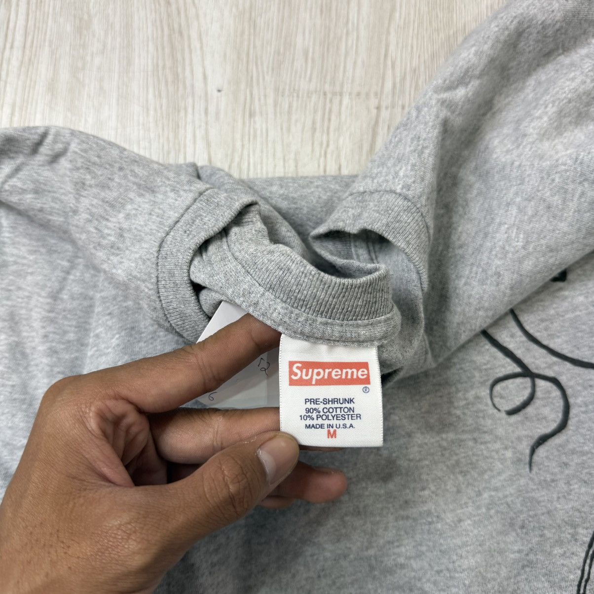 Supreme Supreme FW16 sketch longsslevee girl Size US M / EU 48-50 / 2 - 4 Thumbnail
