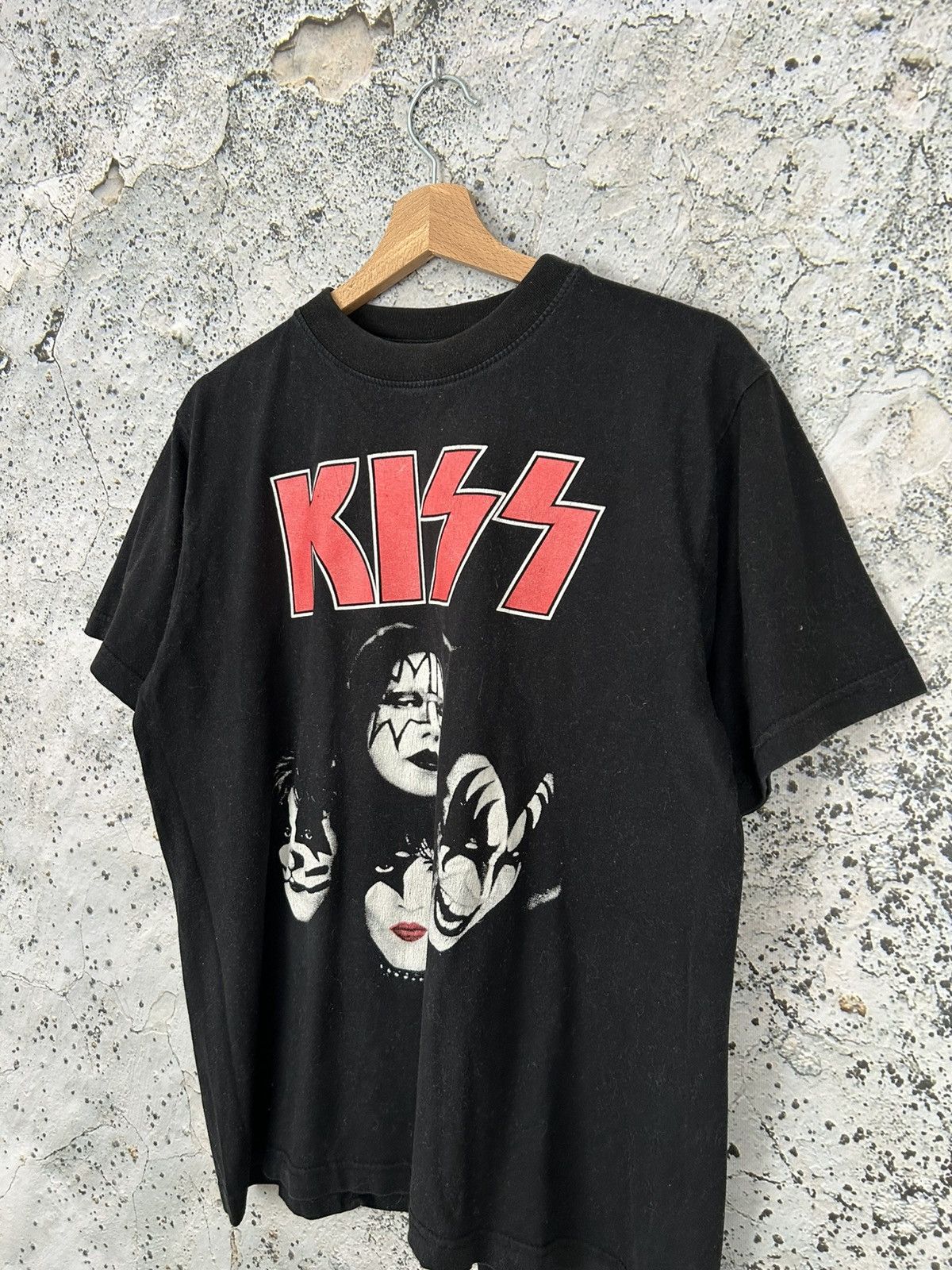 Band Tees Vintage The KISS Rock Band Tee Avant Garde Metal Rare 90s Size US L / EU 52-54 / 3 - 2 Thumbnail
