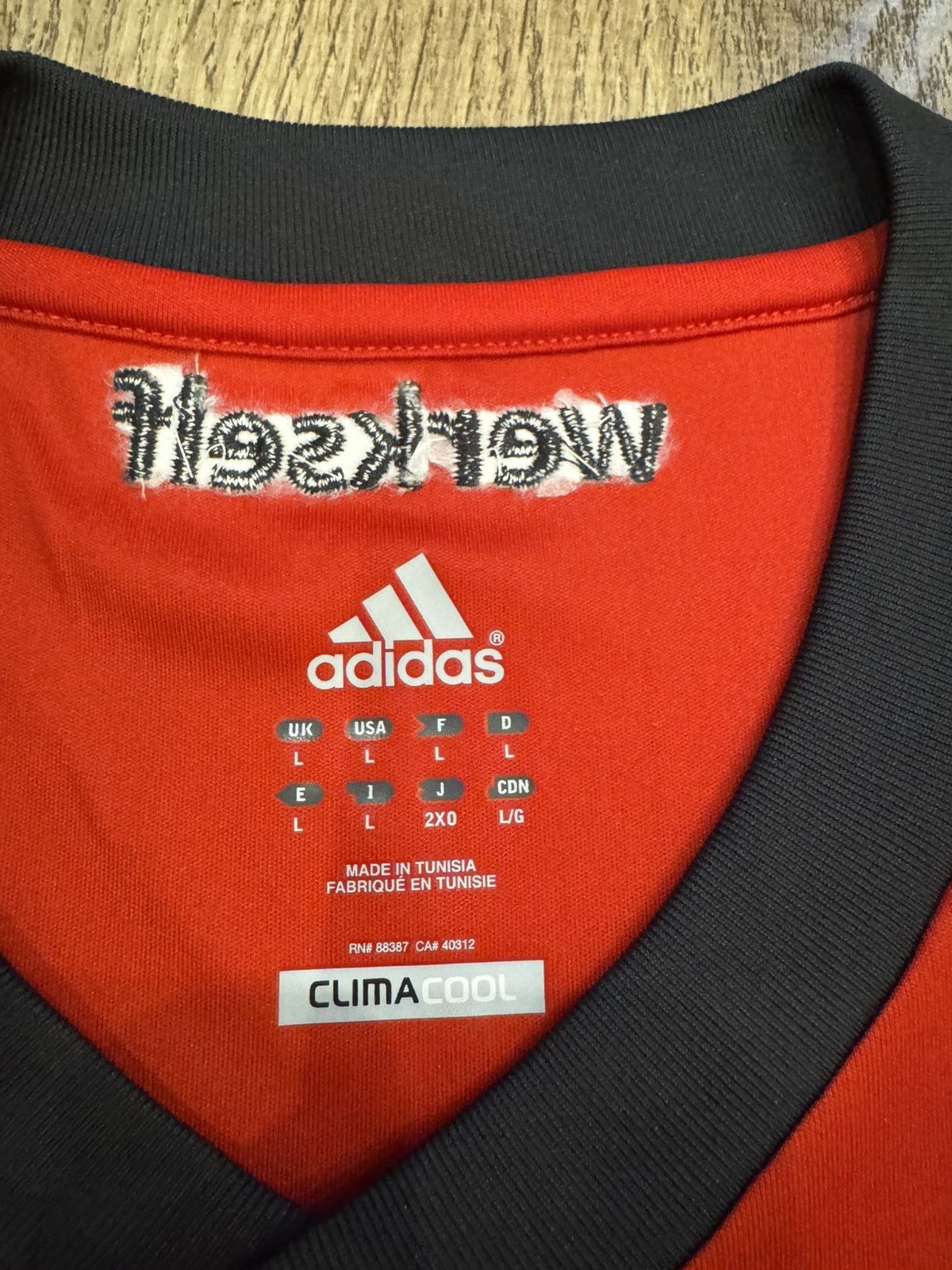 Adidas BAYER LEVERKUSEN 2012 2013 HOME FOOTBALL SHIRT ADIDAS SZ L Size US L / EU 52-54 / 3 - 9 Thumbnail