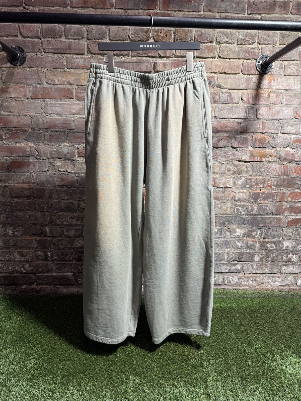 The GV Gallery Gv Gallery Canyon Sweats Sz. M Size US 32 / EU 48 - 1 Thumbnail
