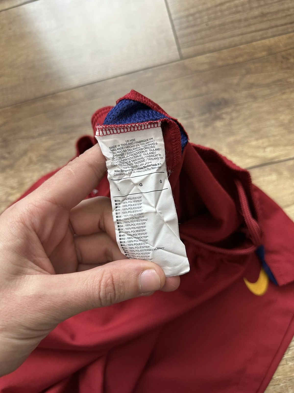 Nike Nike FC Barcelona Soccer Shorts Size US 34 / EU 50 - 7 Thumbnail