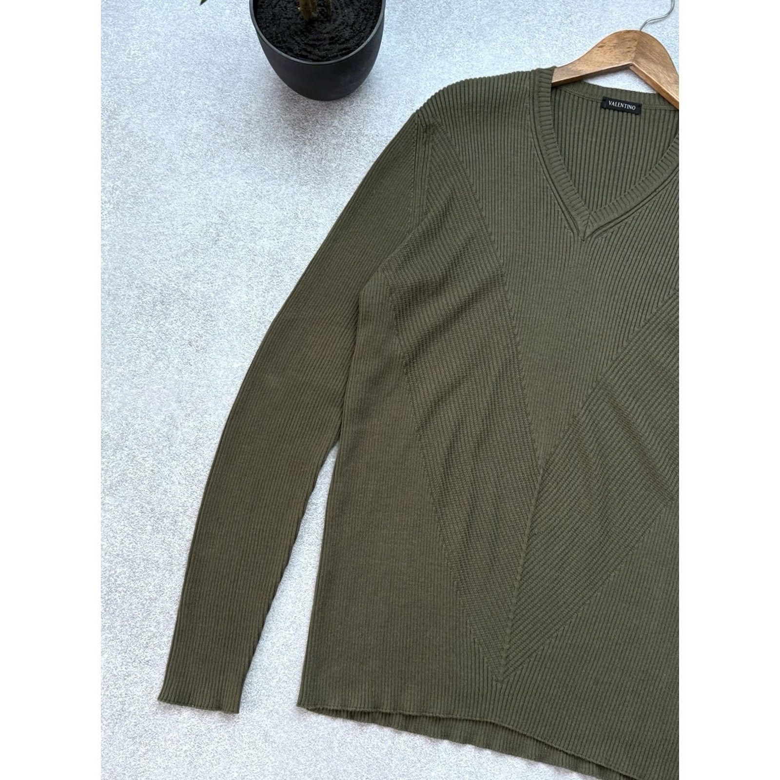 Valentino VINTAGE Valentino Sweater V-Neck Avant-Gard Pullover Men’s Khaki Size M-L Pullover Sweatshirt Knit Green 90s Designer Mens Sweater Size US M / EU 48-50 / 2 - 3 Thumbnail