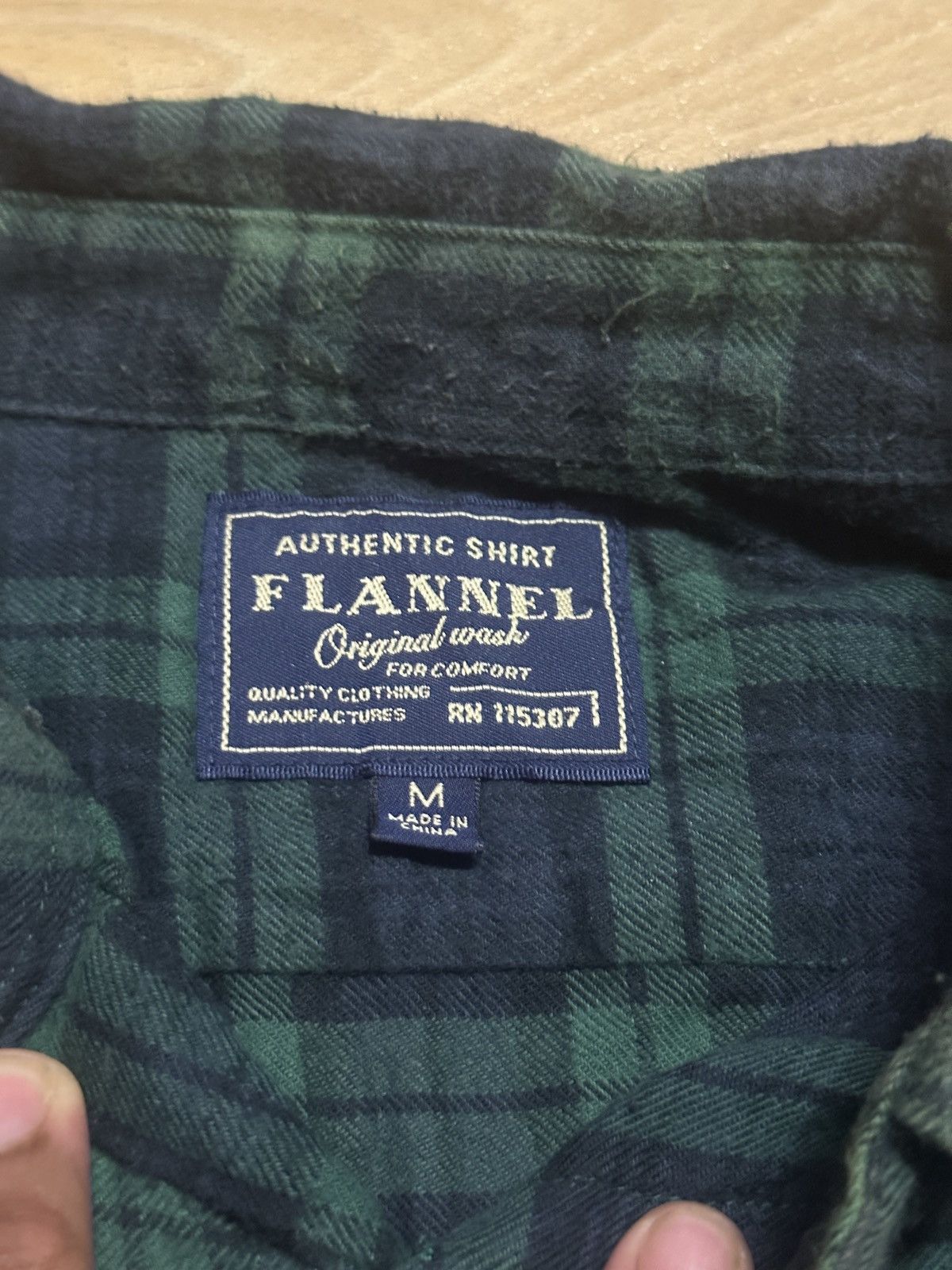Flannel × Uniqlo Flannel Longsleeve Uniqlo Buttons Shirt Size US M / EU 48-50 / 2 - 6 Thumbnail