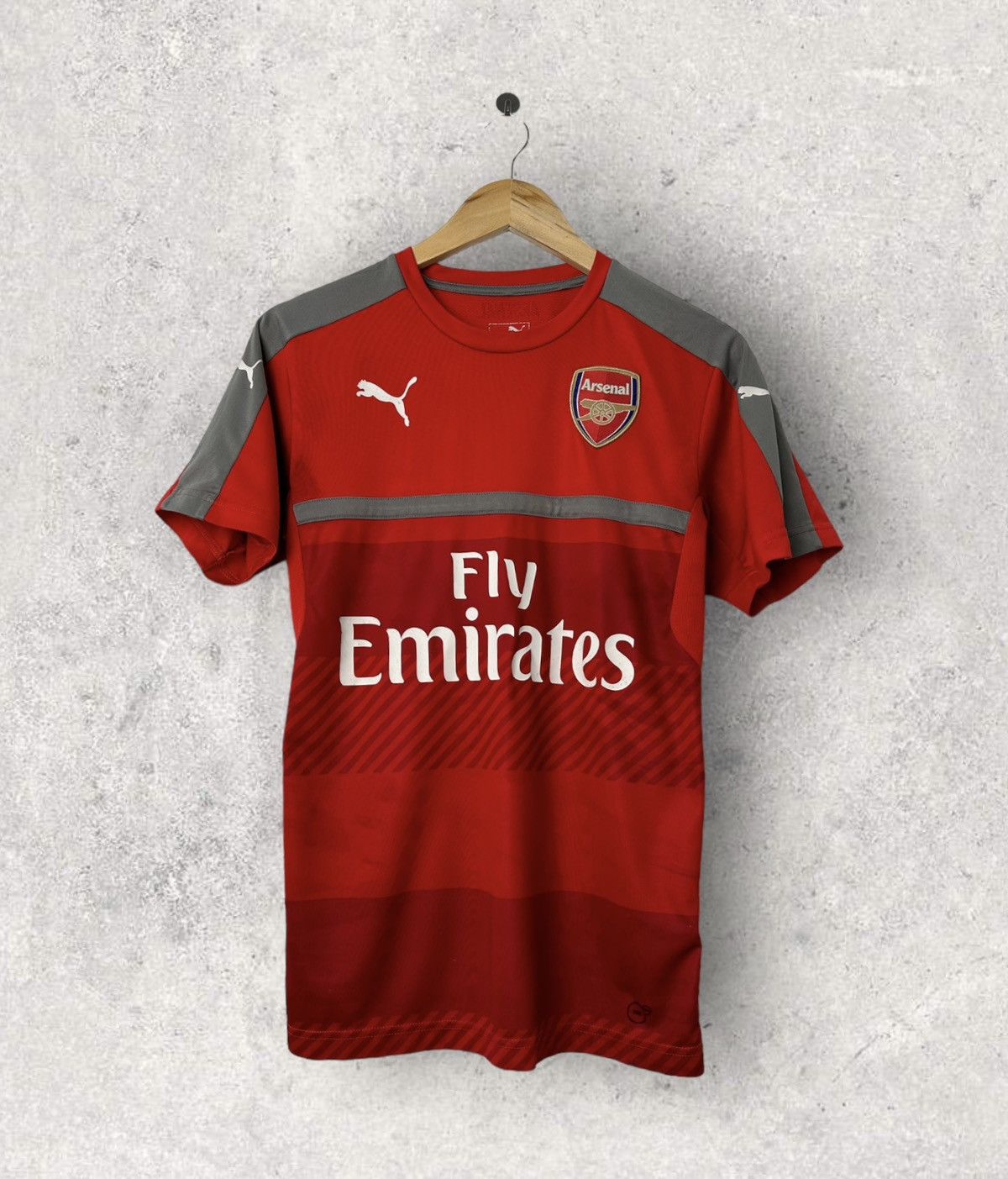 Puma PUMA ARSENAL 16/17 Training Soccer Jersey Shirt Size US S / EU 44-46 / 1 - 1 Thumbnail