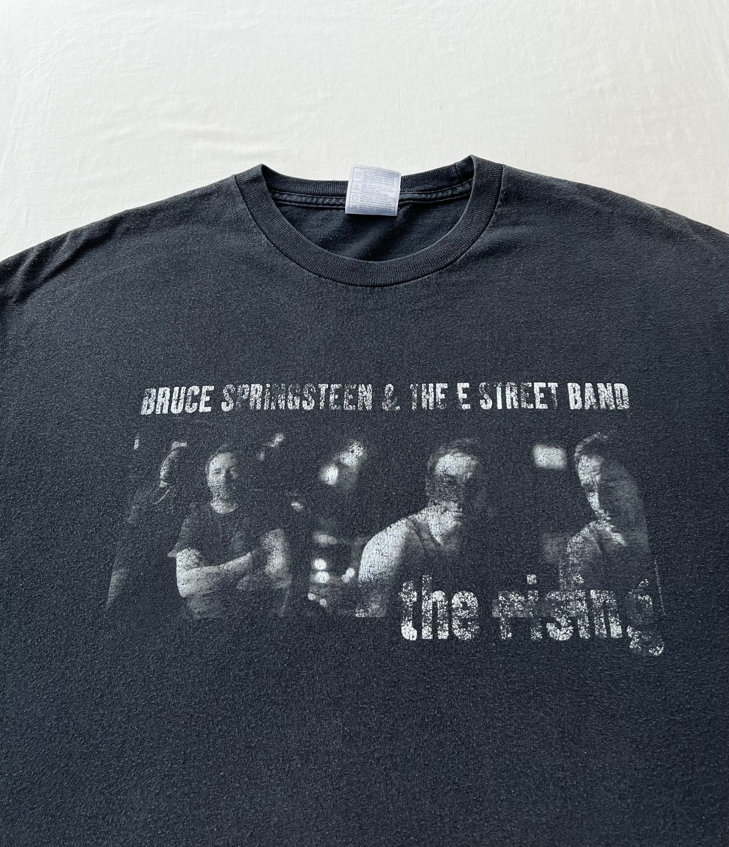 Band Tees Vintage 2000s Bruce Springsteen and E Street Band T-shirt Size US XL / EU 56 / 4 - 5 Thumbnail