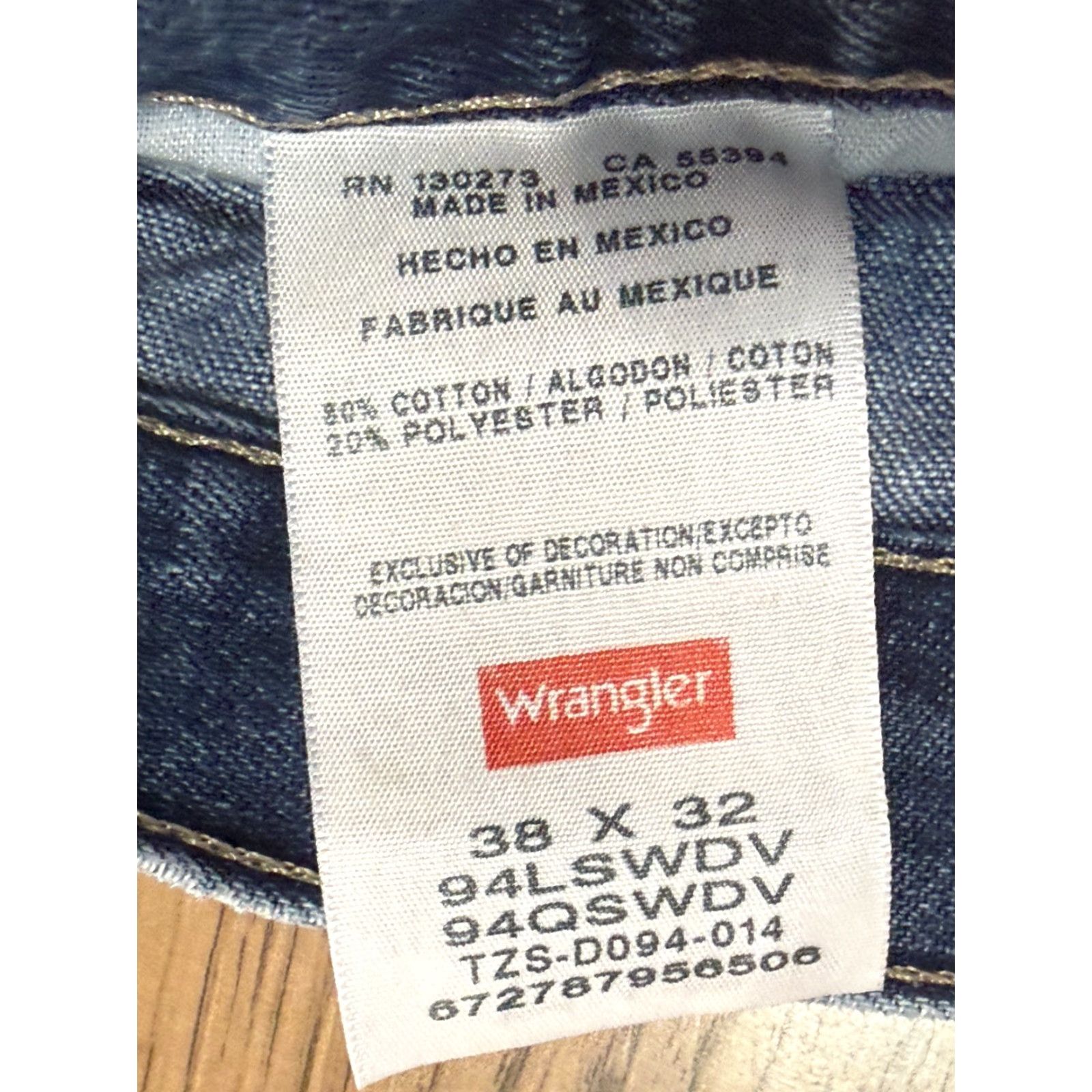 Wrangler Wrangler Jeans, Men’s 38x32, Blue Denim, Straight Leg, 5-Pocket Design, Regular Fit, All Season, Machine Washable, Zip Closure, Cotton, Denim Clothing Size US 38 / EU 54 - 3 Thumbnail