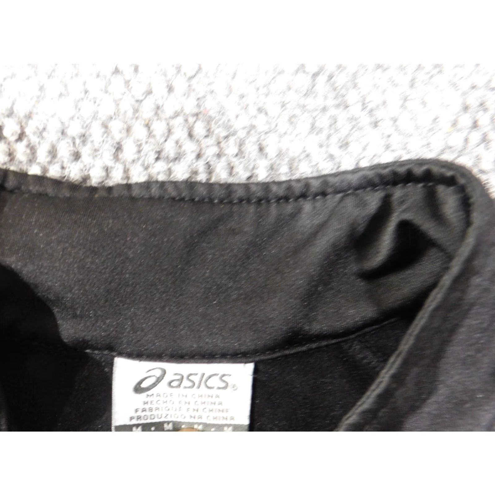 Asics ASICS Sweatshirt Pullover Mens M Black 1/4 Zip Stretch Logo Mock Neck Knit Cotton Polyester Warm Sports Fashion Mens Regular Slimmed Size US M / EU 48-50 / 2 - 6 Thumbnail