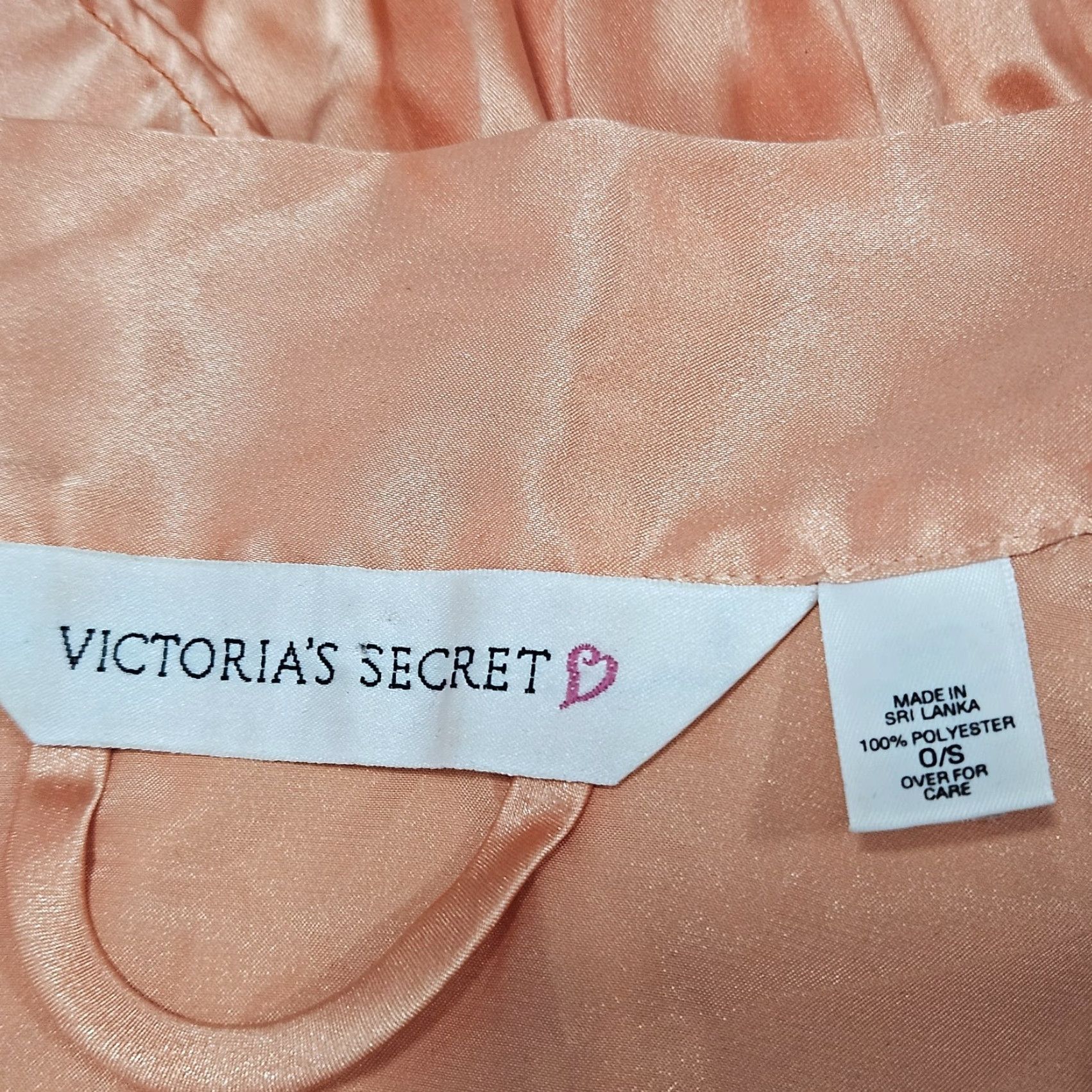 Victoria's Secret Victoria's Secret Robe Women One Size Orange Satin Pockets Belted Lightweight Short Sleeve Tie V-Neck Polyester Machine Washable Classic Spring Summer Size 42" / US 20 - 3 Thumbnail