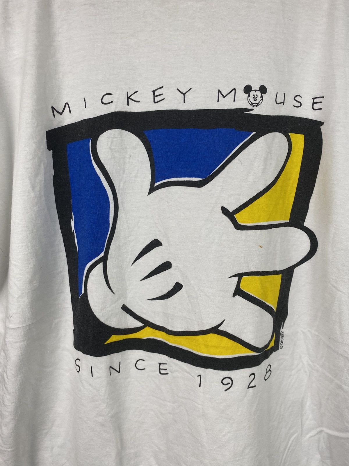 Vintage Vintage Disney Mickey Mouse "The Glove" Graphic Tee Size US M / EU 48-50 / 2 - 3 Thumbnail