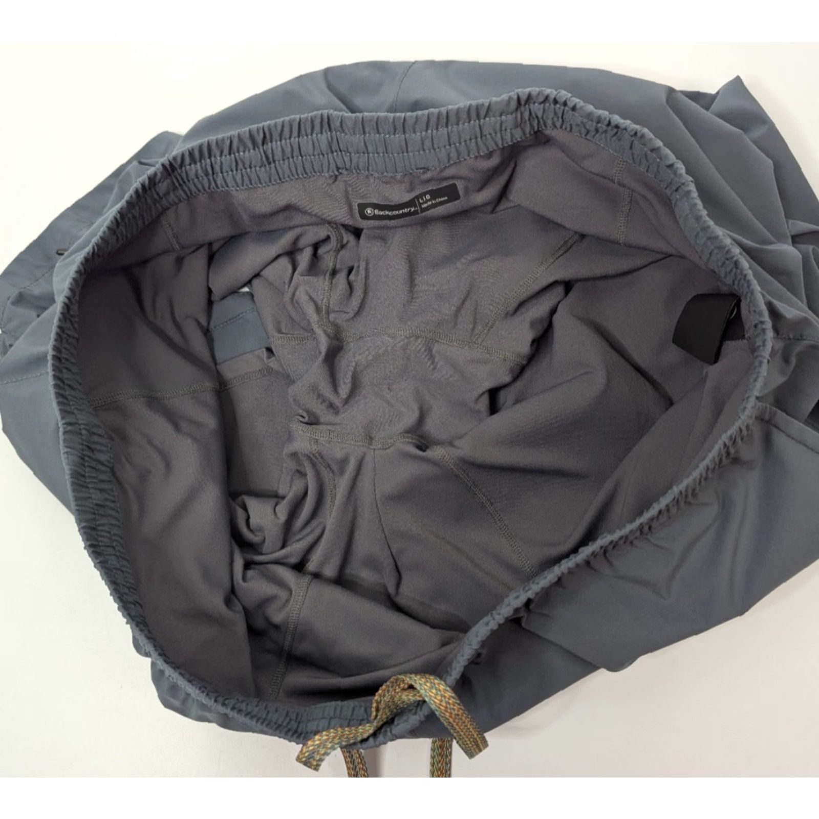 Vintage Backcountry 7In Lined Running Shorts Turbulence Mens Large Grey Polyester Athletic Drawstring Pockets Size US 33 - 7 Thumbnail