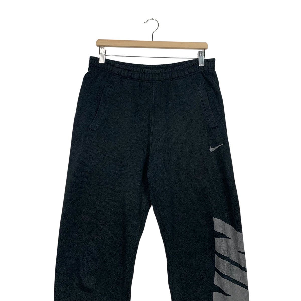 Nike NIKE Big Logo Sweatpant Joggers #2643-C118 Size US 30 / EU 46 - 3 Thumbnail