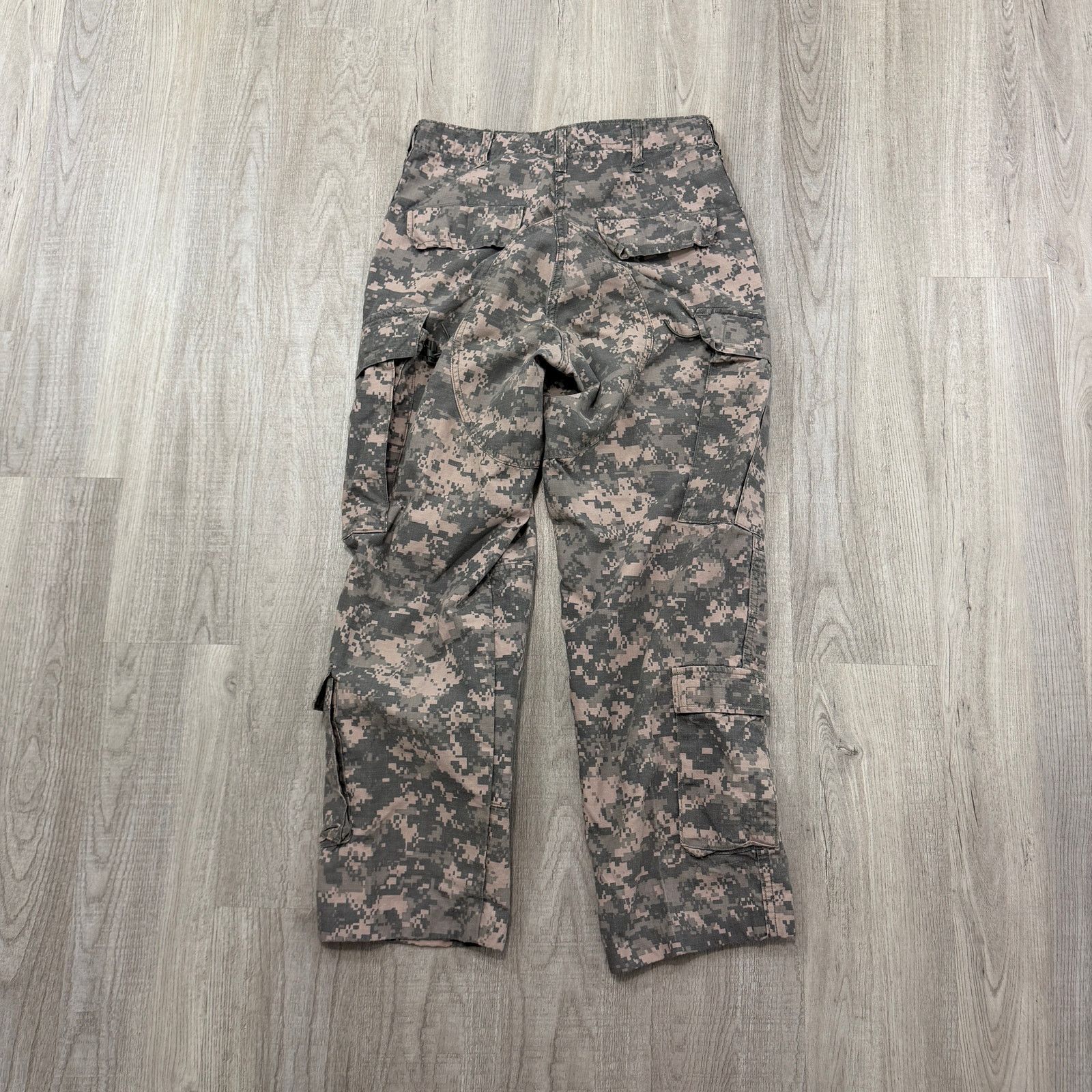 Vintage Vintage Military Pants Men's 28x28 Army Combat Uniform ACU Size US 28 / EU 44 - 5 Thumbnail