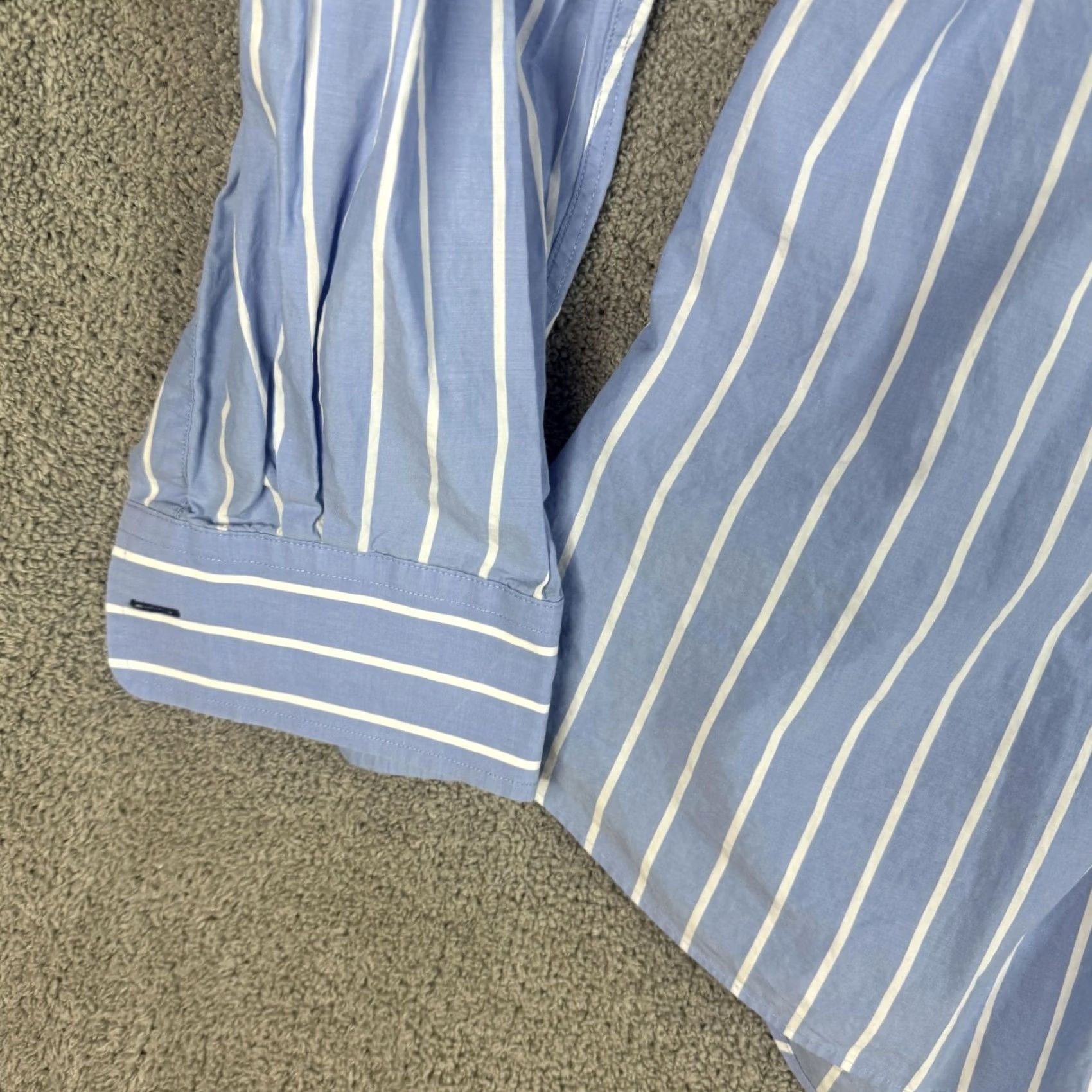 Charles Tyrwhitt Charles Tyrwhitt Shirt Mens Large Blue White Striped Peached Poplin Button Down Shirt Size US L / EU 52-54 / 3 - 2 Thumbnail