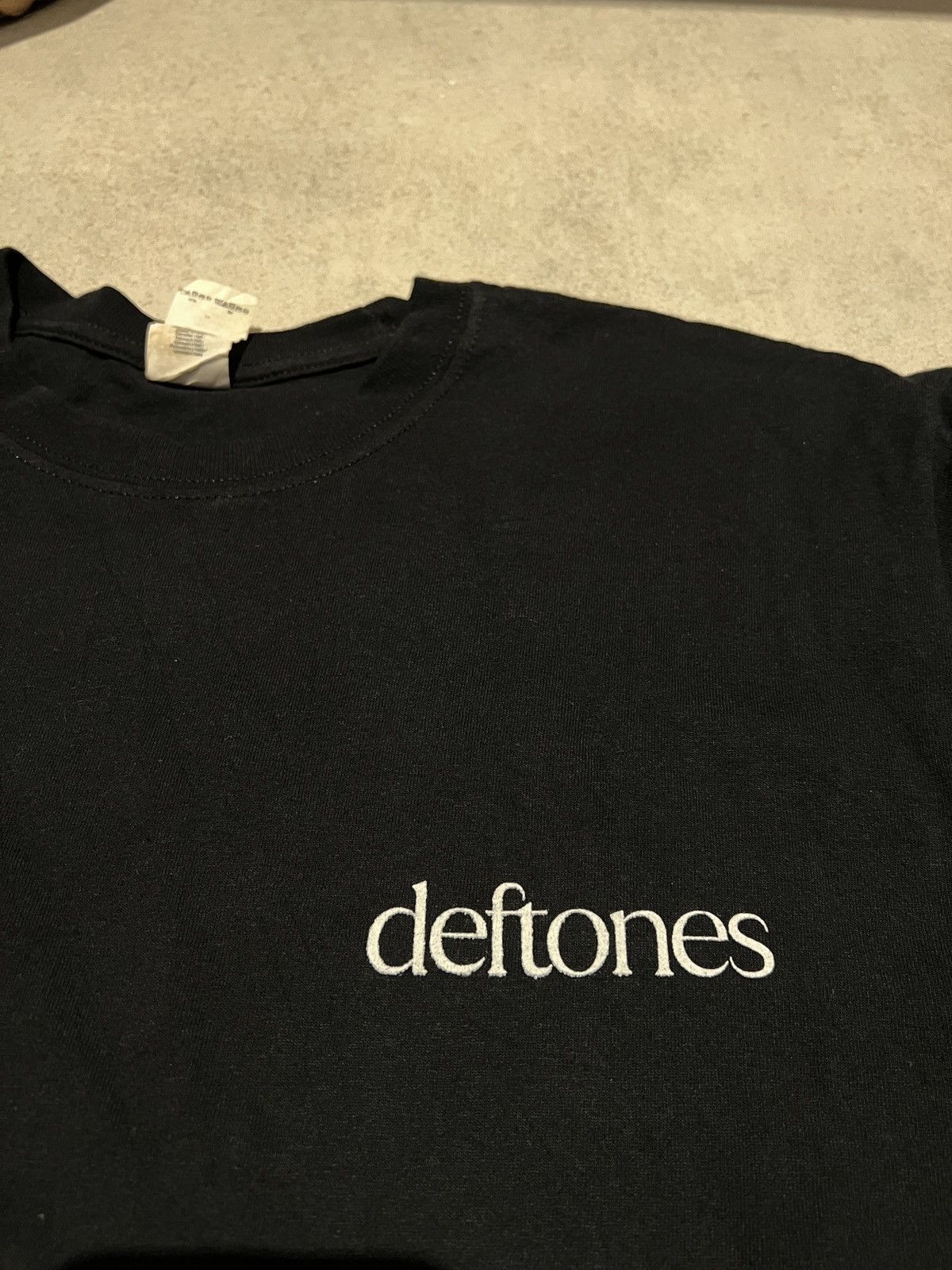 Band Tees Deftones Private Music 2025 Album Nu Metal Tshirt Size US L / EU 52-54 / 3 - 2 Thumbnail