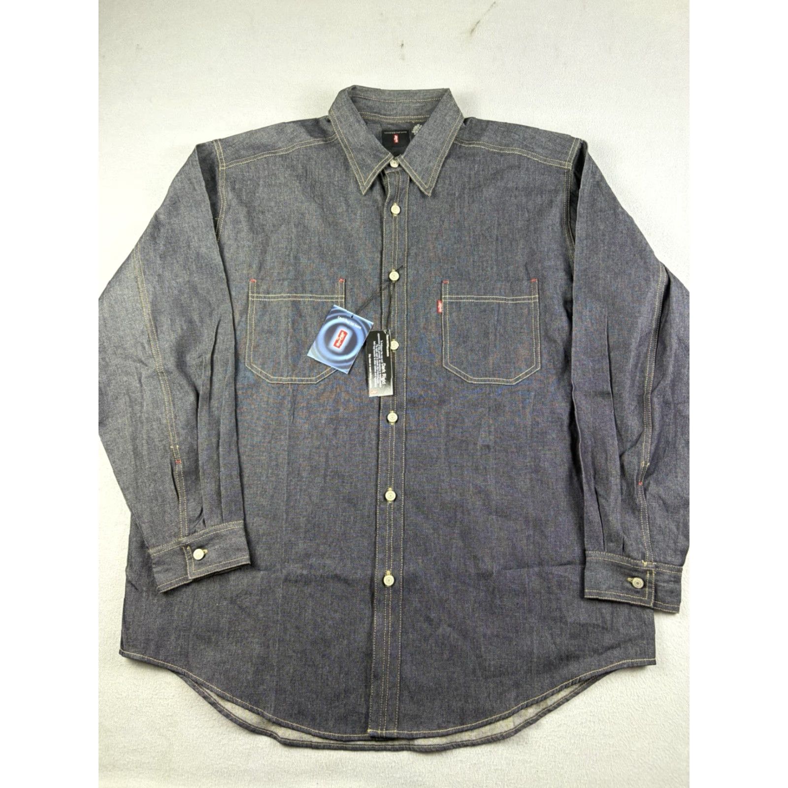 Levi's VINTAGE Levi's Red Tab Shirt XL Regular Jeans Denim Button-Up Collar-Down Long Sleeve Metal Pockets Blue Cotton Men Size US XL / EU 56 / 4 - 2 Thumbnail