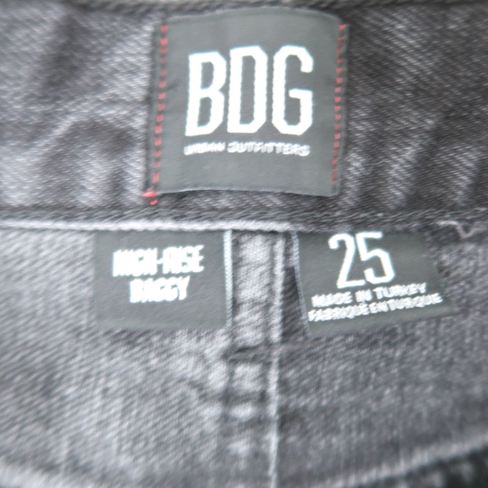 Bdg BDG Urban Outfitters High Rise Baggy Distressed Black Jeans 25 Womens Regular 25 Inseam 31" 100% Cotton Fall Spring CBDG? Size 42" / US 20 - 4 Thumbnail