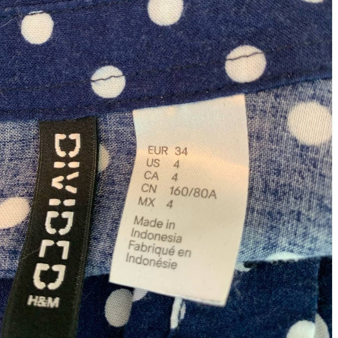 H&M H&M blue white polka dots long sleeves buttoned shirt size 4 Size S / US 4 / IT 40 - 3 Thumbnail