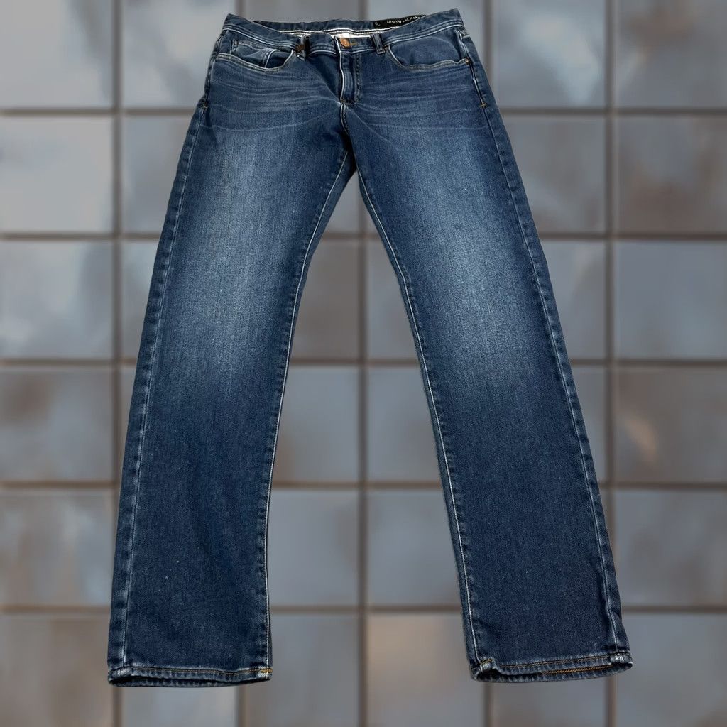 Armani Exchange Armani Exchange Jeans Slim Tapered 33 34 Dark Wash Blue Stretch J13 Mens Denim 5-Pocket Size US 33 - 1 Thumbnail