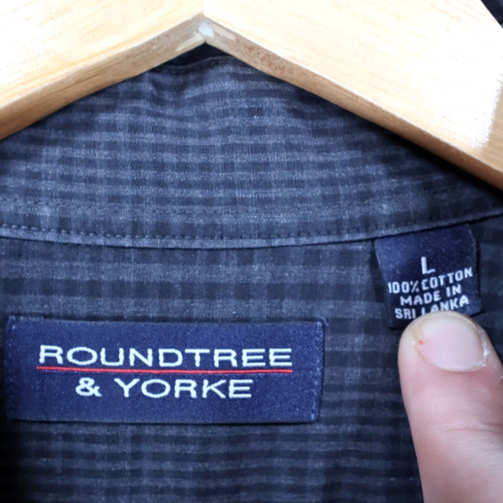 Roundtree & Yorke Roundtree & Yorke Shirt Mens L Black Button Down Gingham Plaid Cotton Size US L / EU 52-54 / 3 - 7 Thumbnail