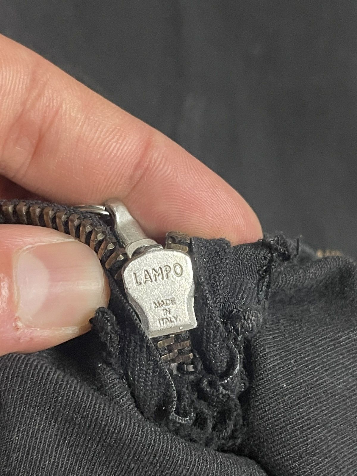 Versace × Vintage VERSACE JEANS SIGNATURE VERY RARE LF 03 STRAIGHT SIZE 32x46 Size 24" / US 00 / IT 34 - 7 Thumbnail