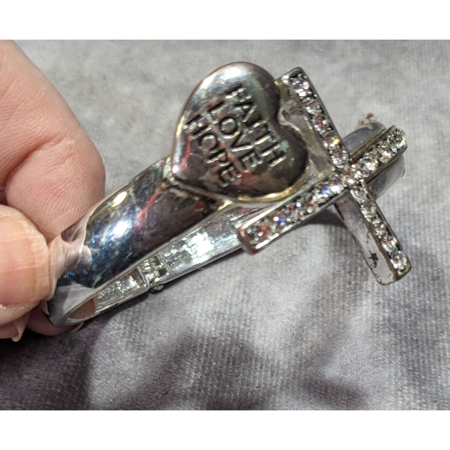 Other Faith Hope Love Silver Tone Rhinestone Cross Hinge Bracelet Size ONE SIZE - 3 Thumbnail